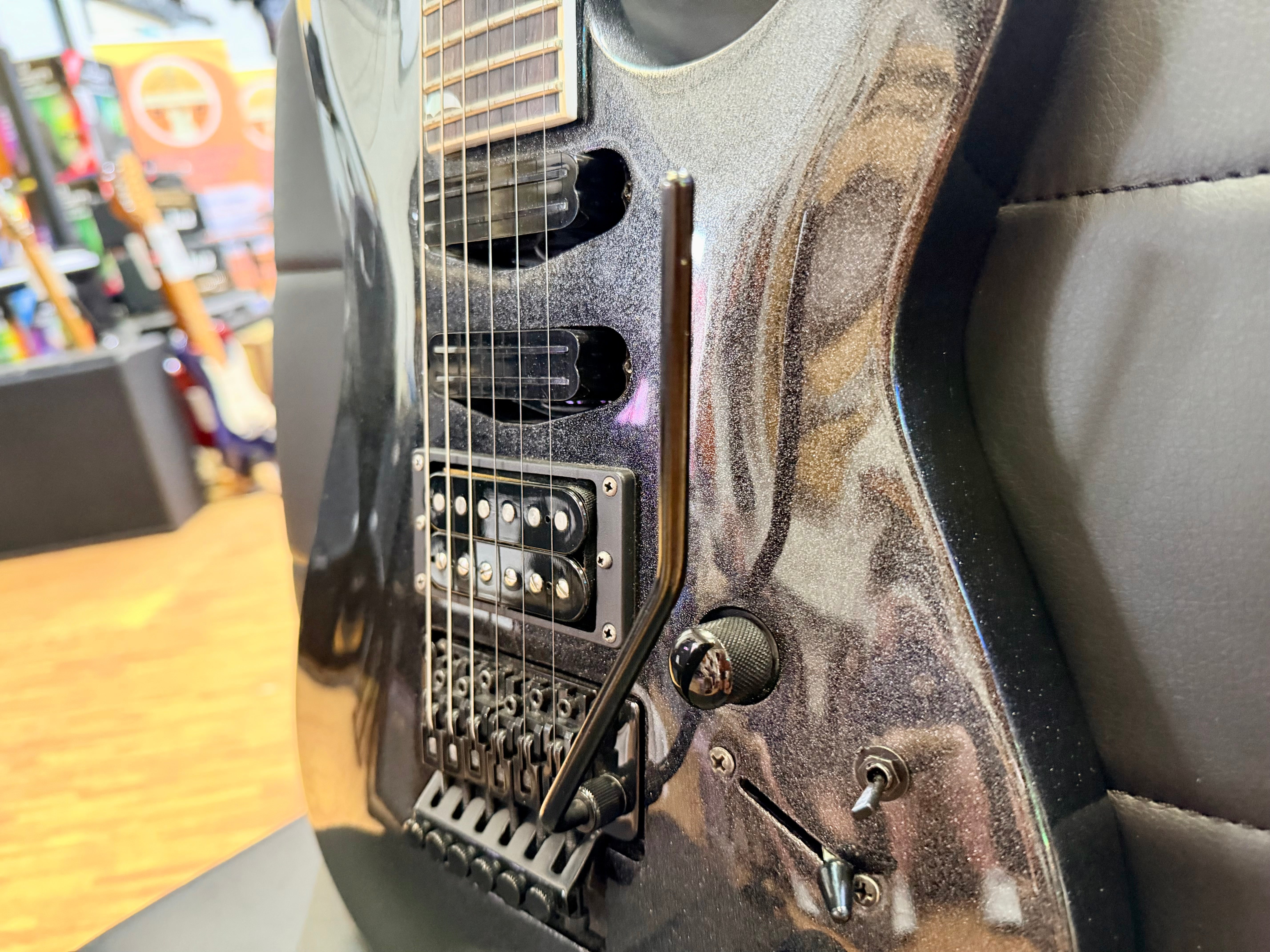 π₯2020π₯ Kramer SM-1 Maximum Steel~ Seymour Duncan Pickups & Floyd Rose Tremolo!