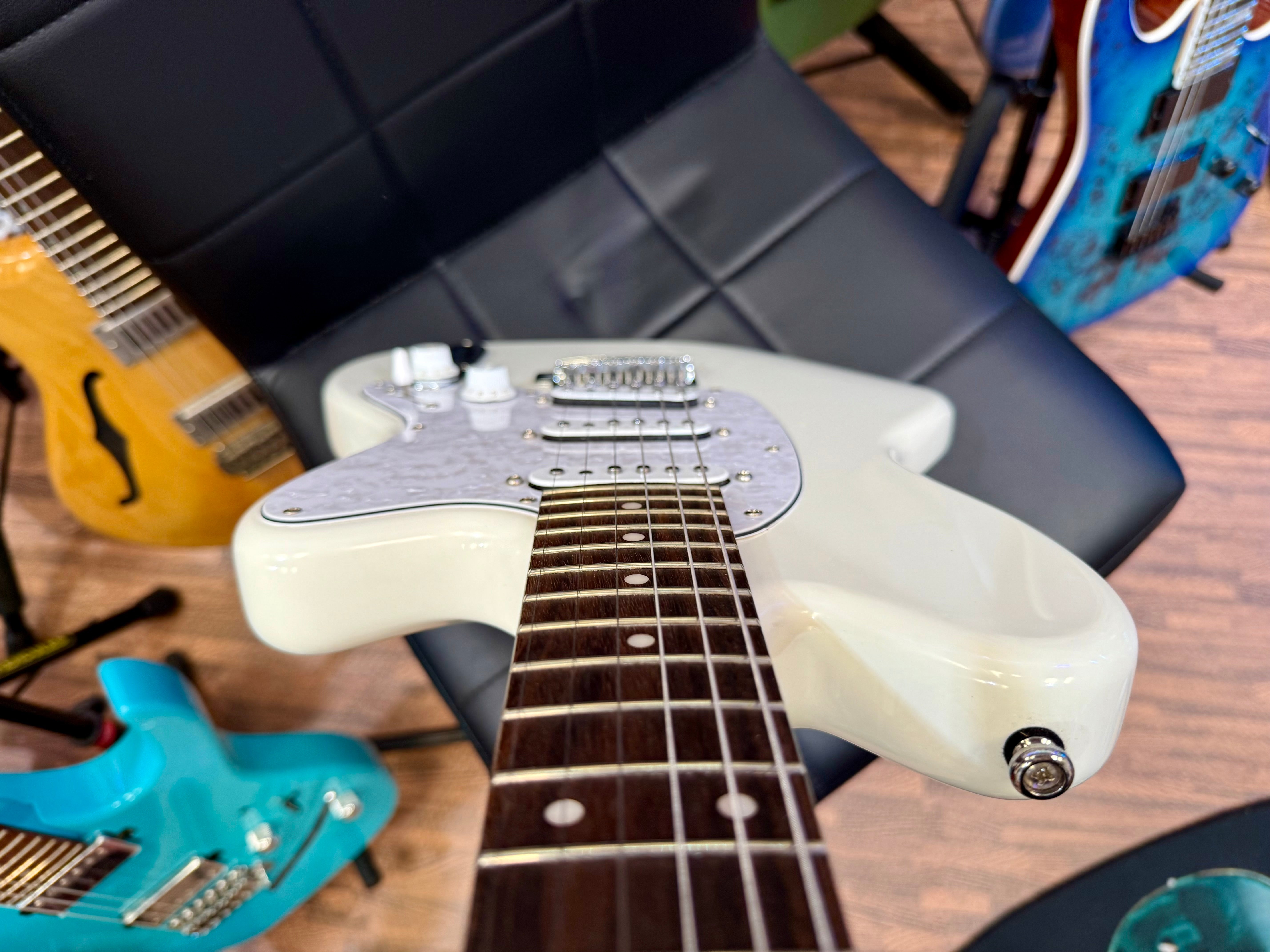 🔥MINT🔥 Ibanez ICHI00 Talman Style Guitar~ Vintage White ~ Ichika Nito Model!