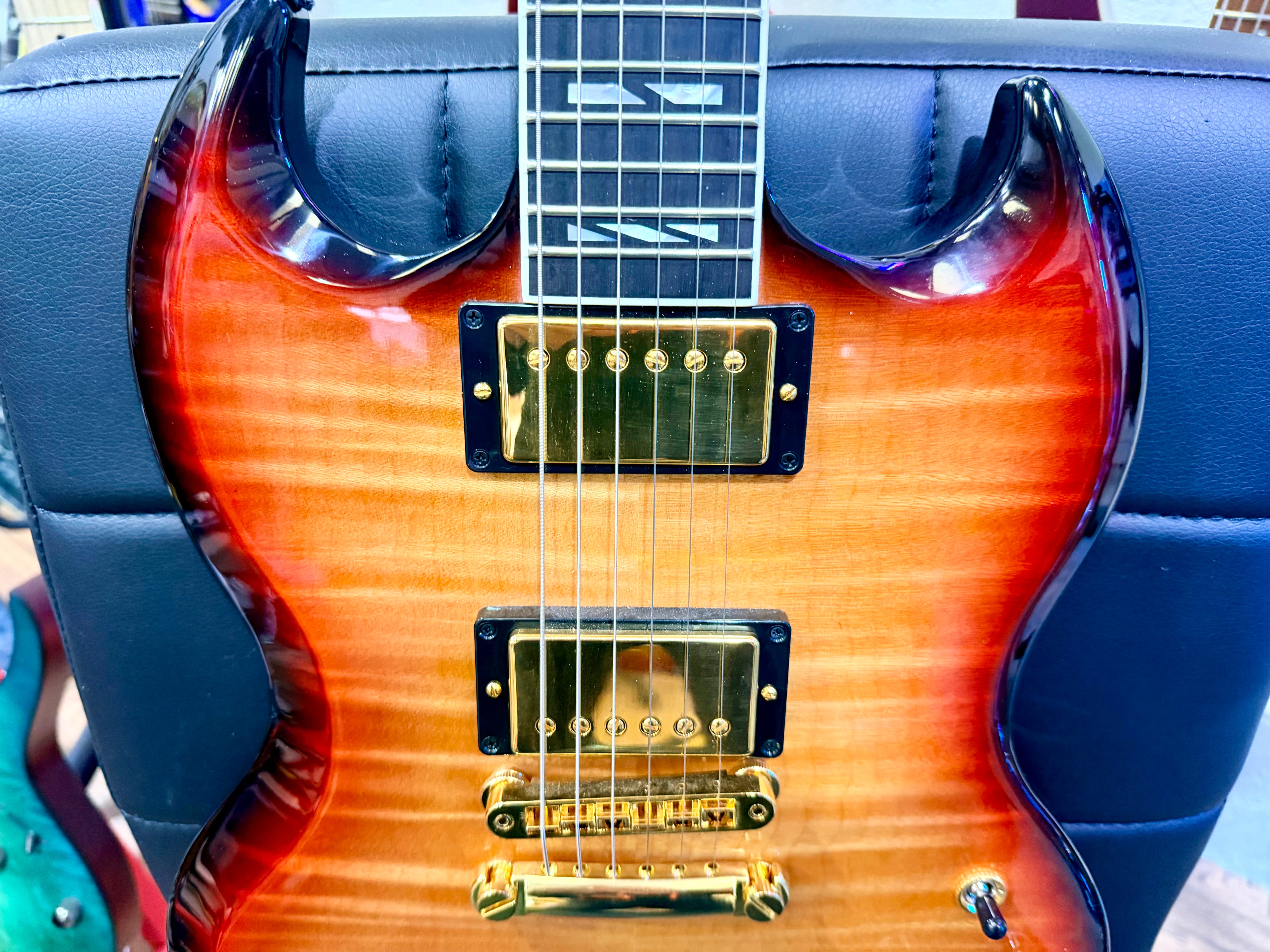 🔥MINT🔥 Gibson SG Supreme In Fireburst~ AAA Figured Top~ Gold Hardware 2023 USA!