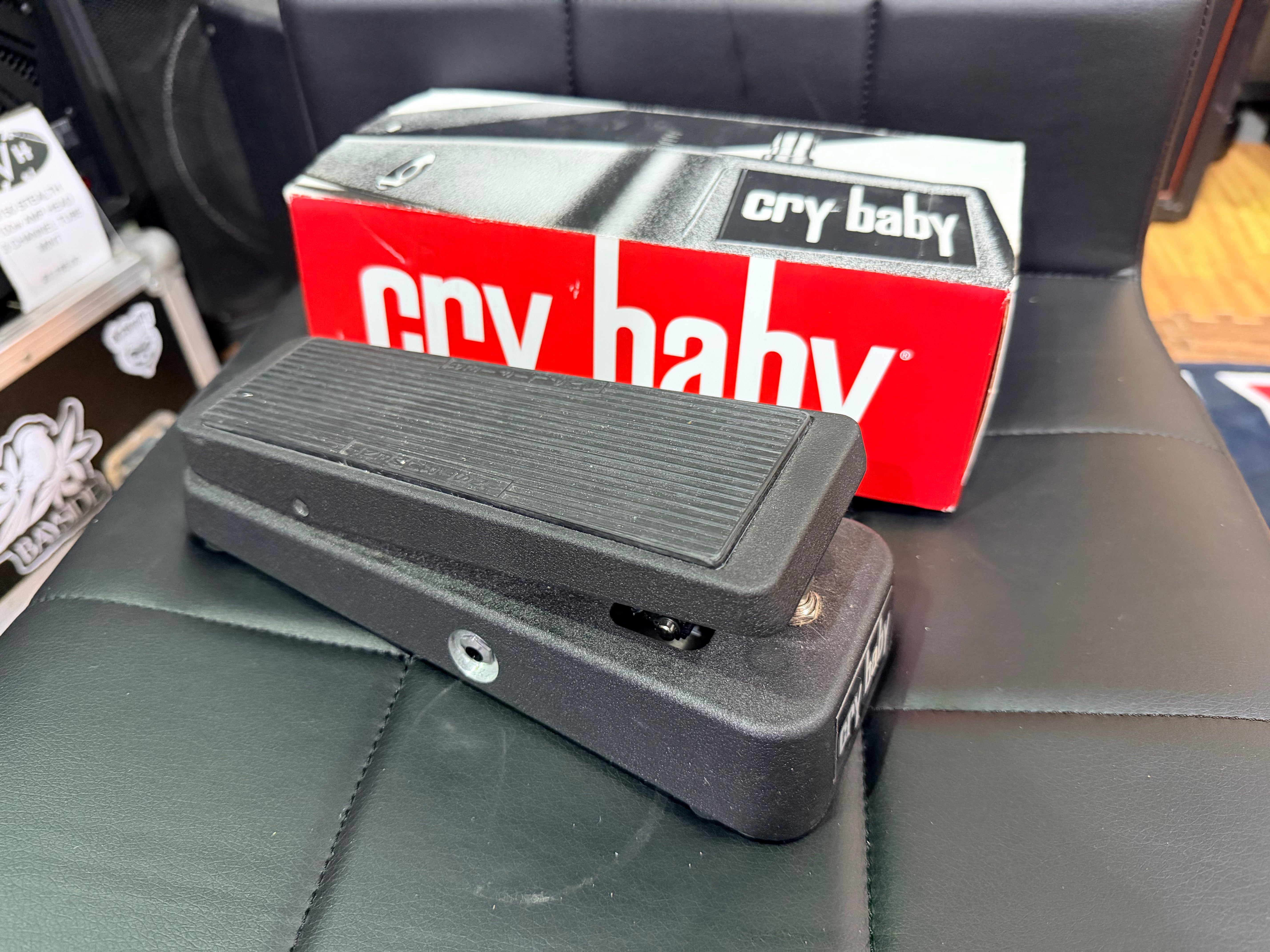 ๐ธ Jim Dunlop GCB95 Cry Baby Original Wah Guitar Effects Pedal - Black ๐ธ