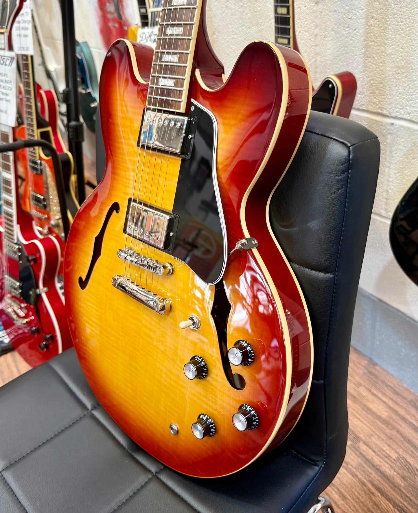 🌟2024 MINT🌟 Epiphone ES-335 Figured~ Raspberry Tea Burst~ Inspired By Gibson!
