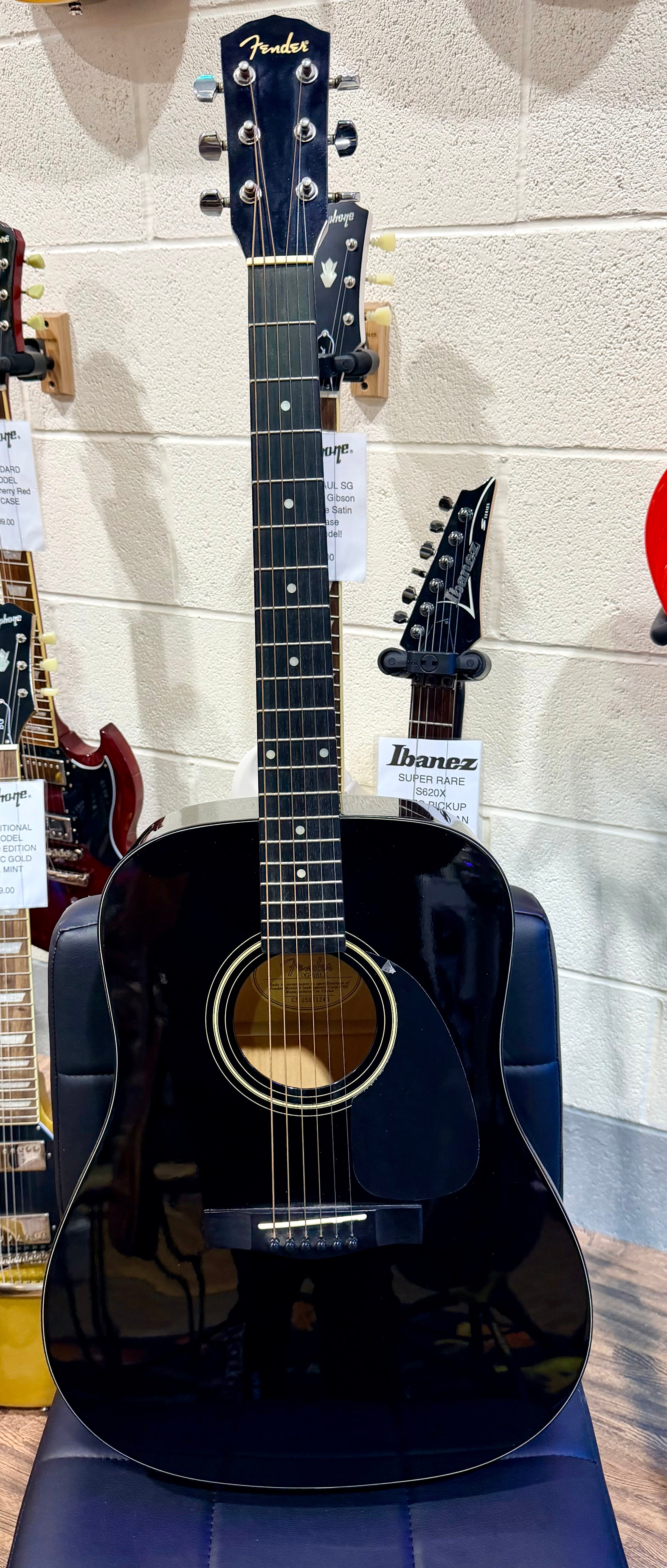 🎸PERFECT STARTER🎸 Fender DG-5 BLK Acoustic Guitar~ Full Size~ Gloss Black!