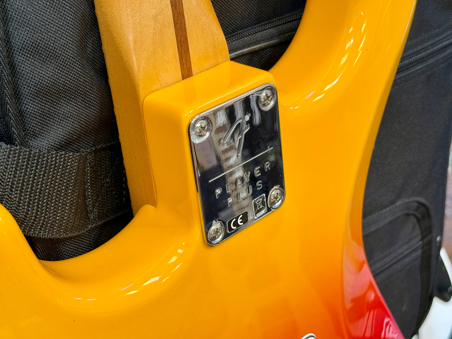☀️LIMITED EDITION☀️ Fender Player Plus Stratocaster ~ Tequila Sunrise~ Mexican!