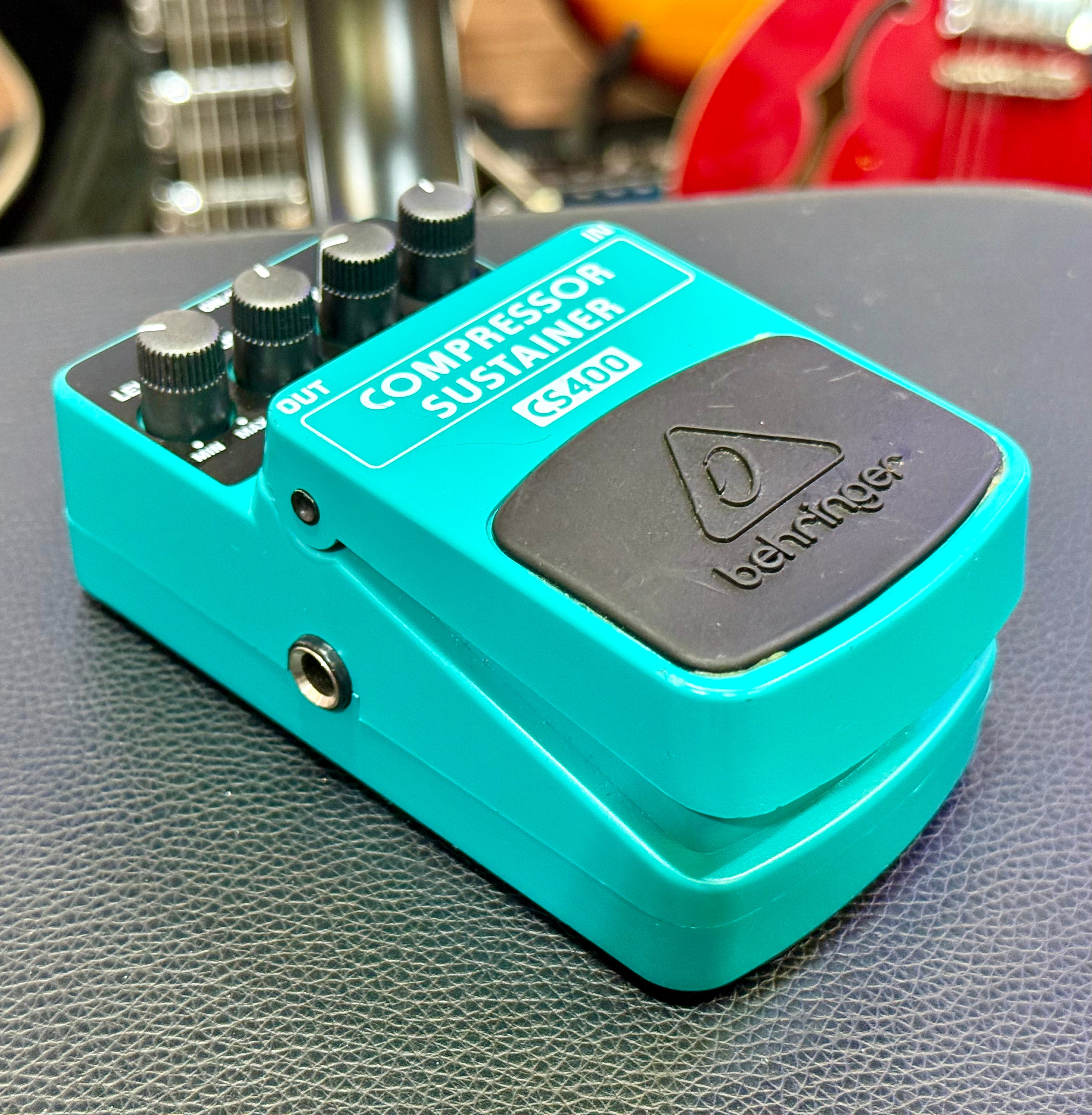 🎸 Behringer CS400 Compressor Sustainer Guitar Effects Pedal 🎸
