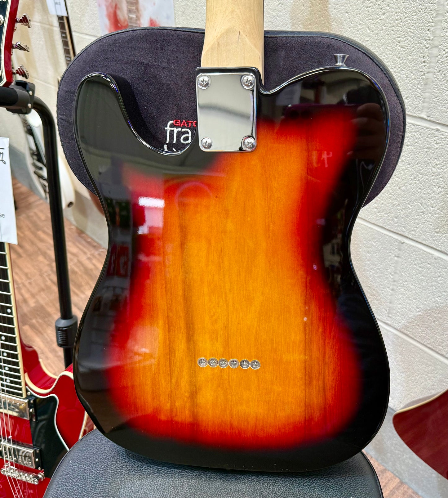 🌟BRAND NEW🌟 Vintage V20 Coaster Series Telecaster Guitar~ 3 Tone Sunburst!