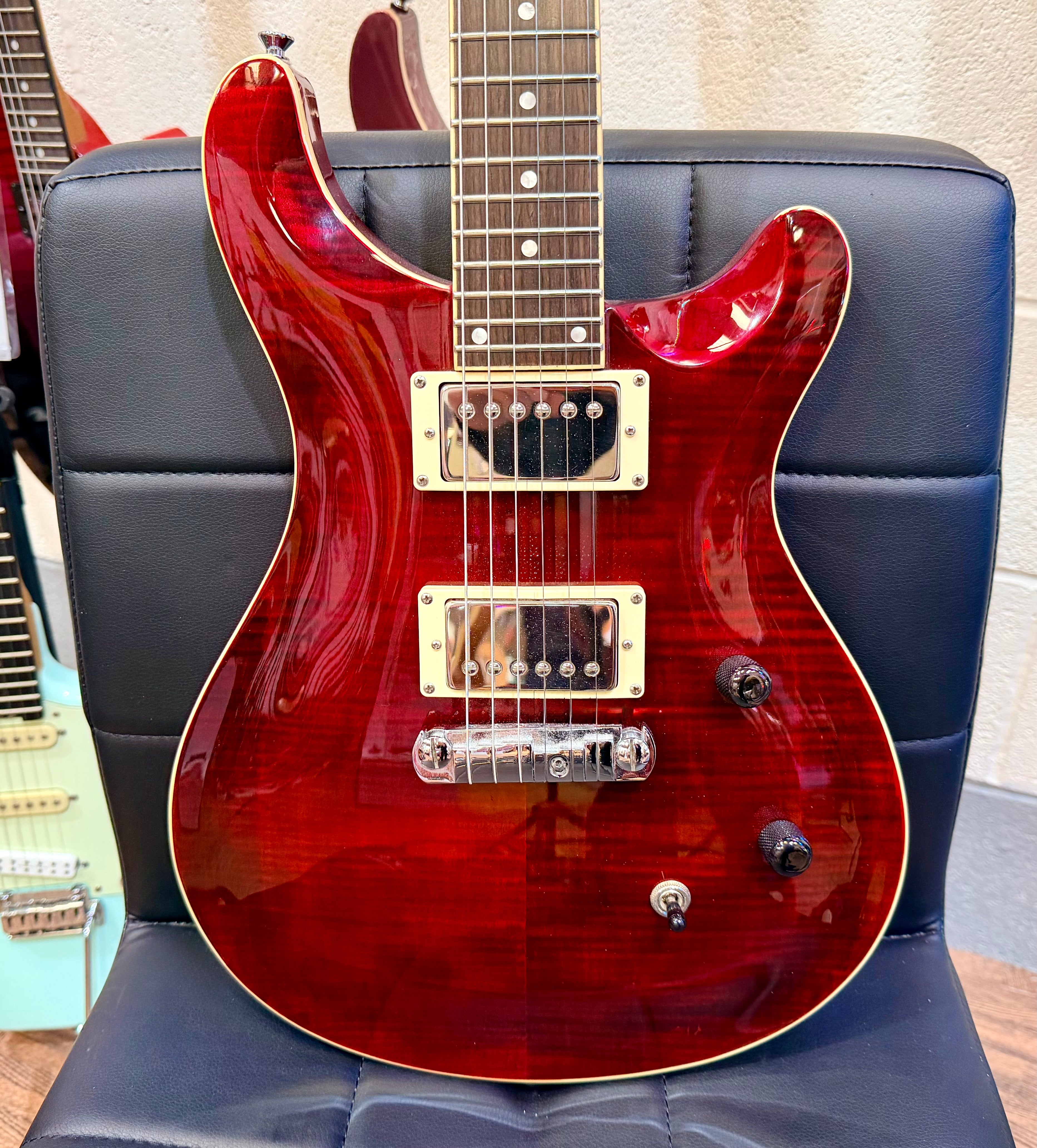 🔥UPGRADED🔥 Harley Benton CST-24 Deluxe~ Black Cherry Flame~ Bare Knuckle P’ups