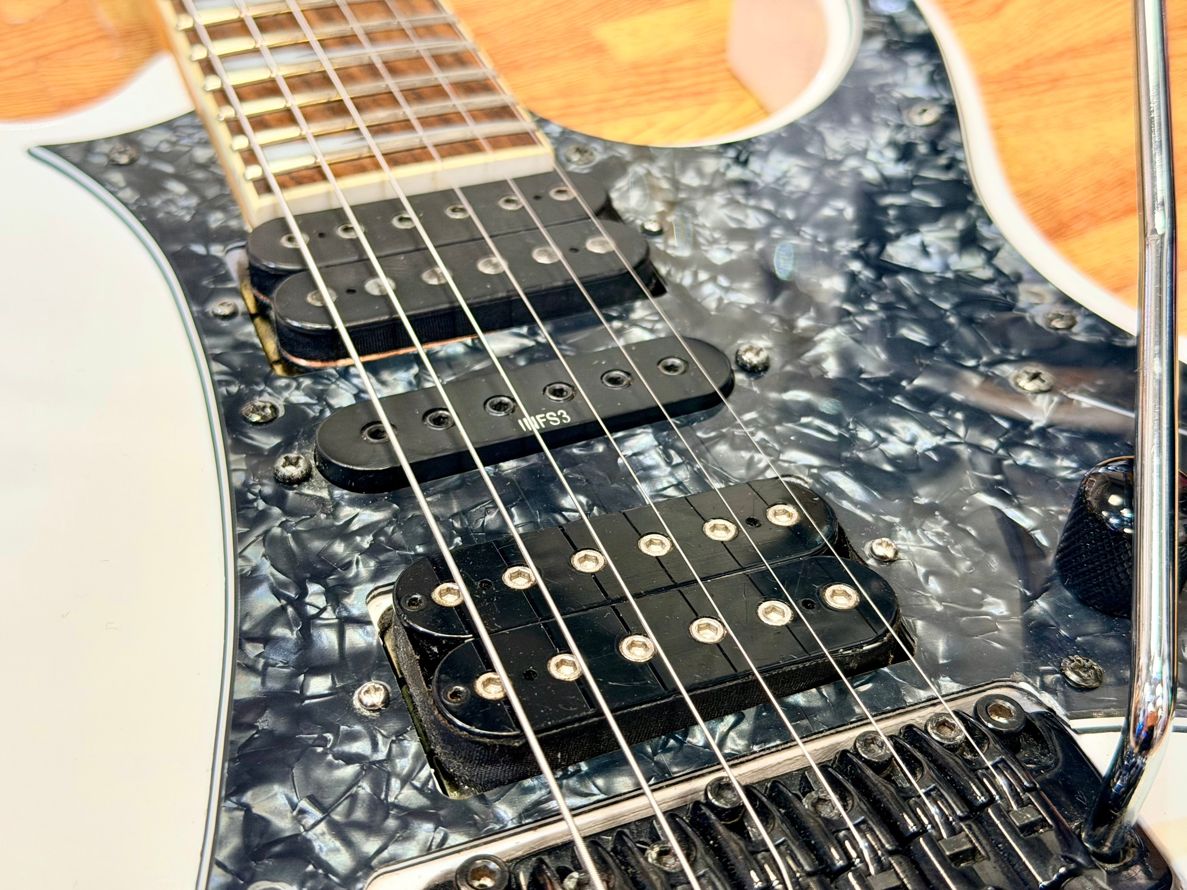 🔥2007🔥 Ibanez RG350DX White~ HSH Edge III Tremolo~ PRS Bridge P’up!