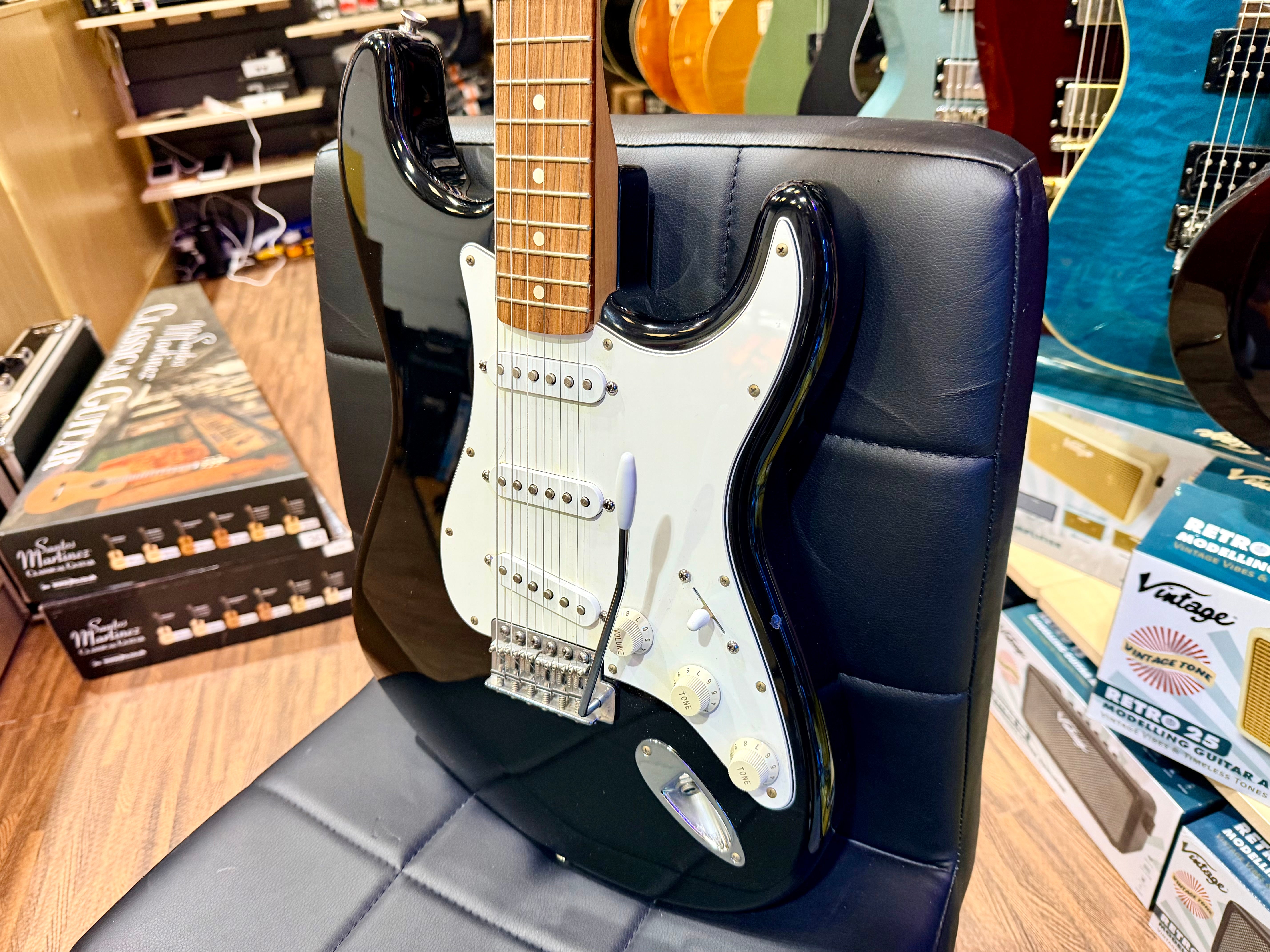 π2000π Fender Mexican Standard Stratocaster~ Classic Black Strat~ Rosewood~MIM