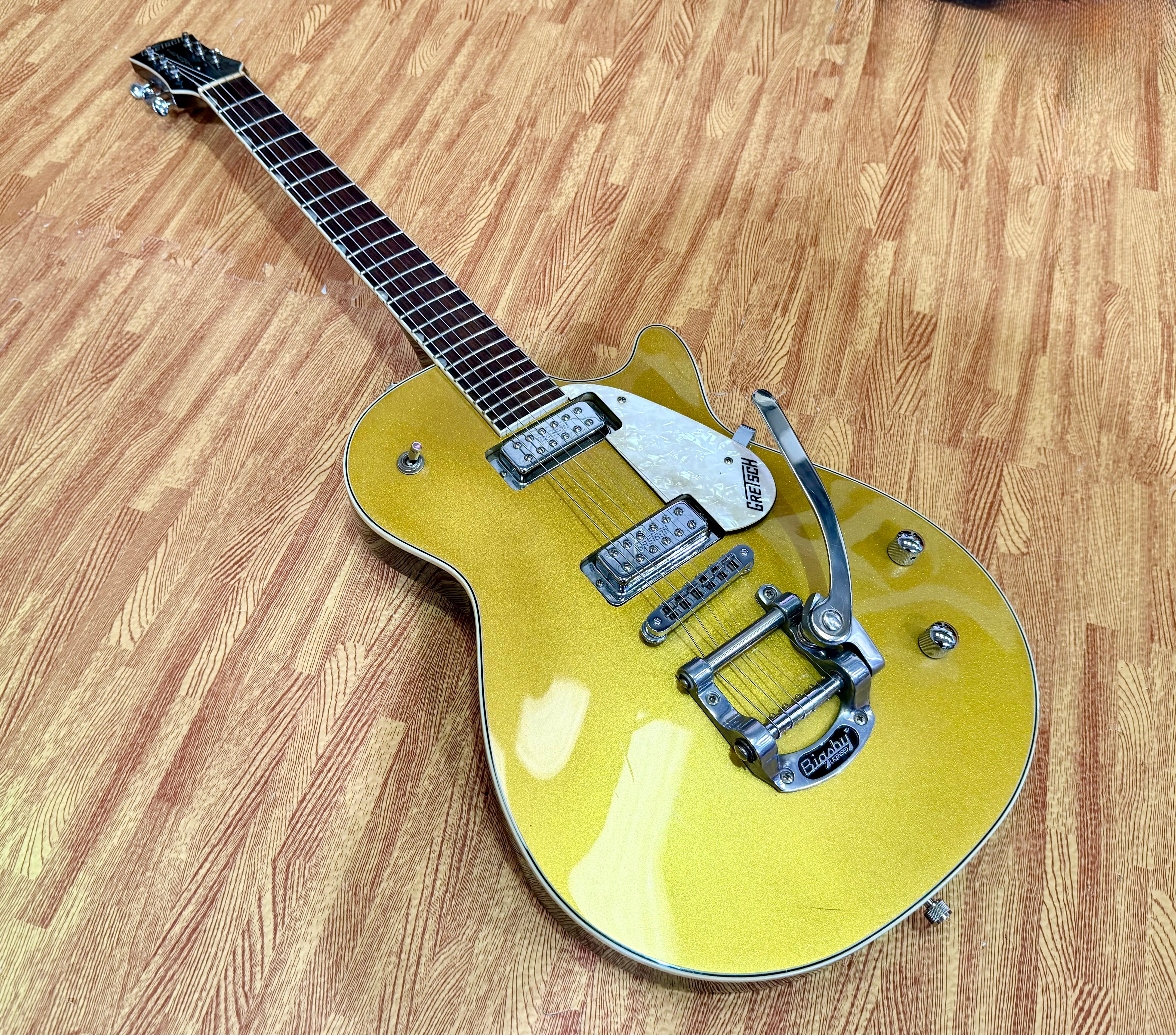 ✨2008✨ Gretsch G5235T Electromatic Pro Jet Bigsby~ Gold Sparkle Anniversary!