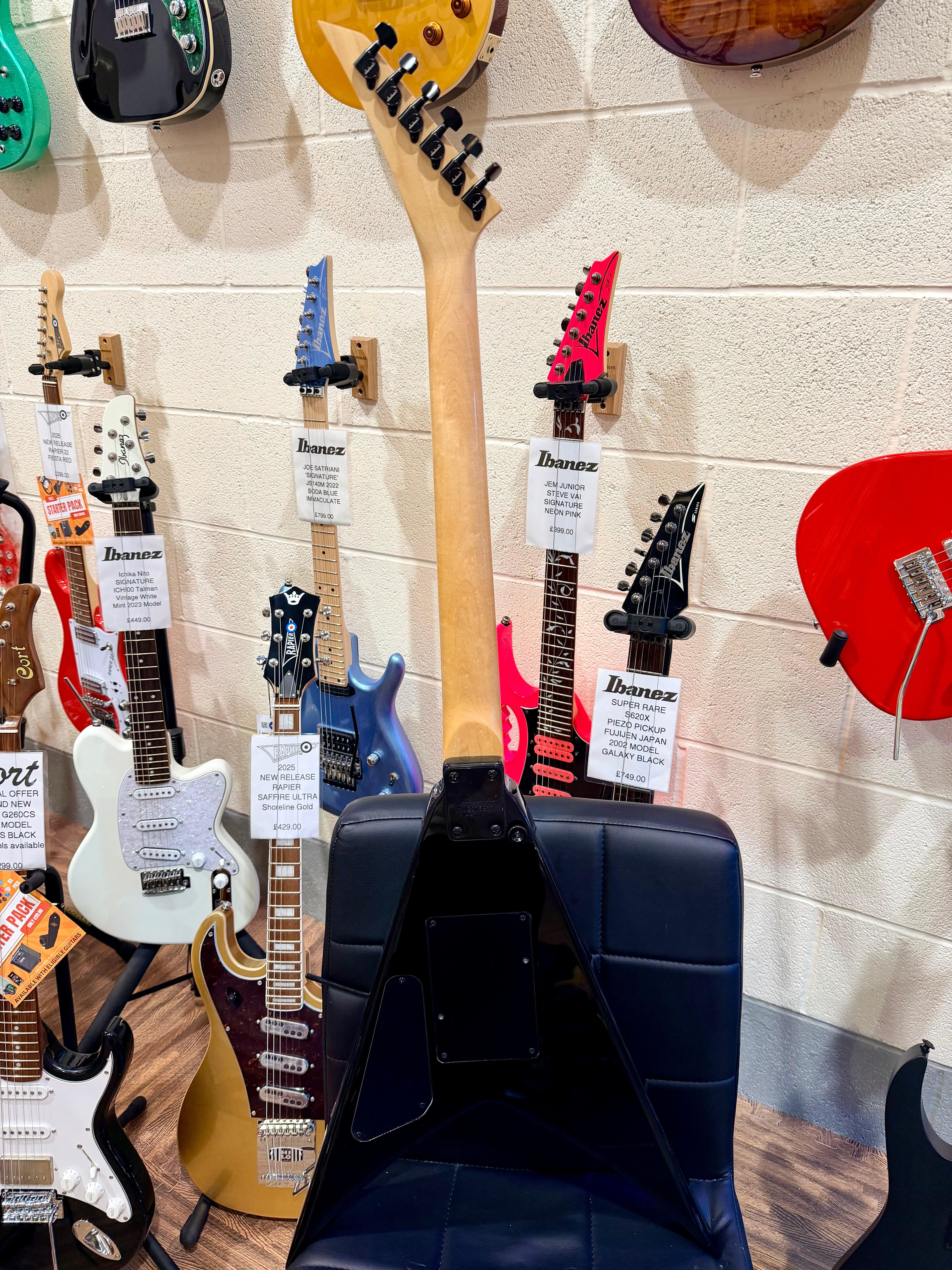 🔥2020🔥 Jackson JS Series King V JS32~ Gloss Black Flying V~ Floyd Rose!