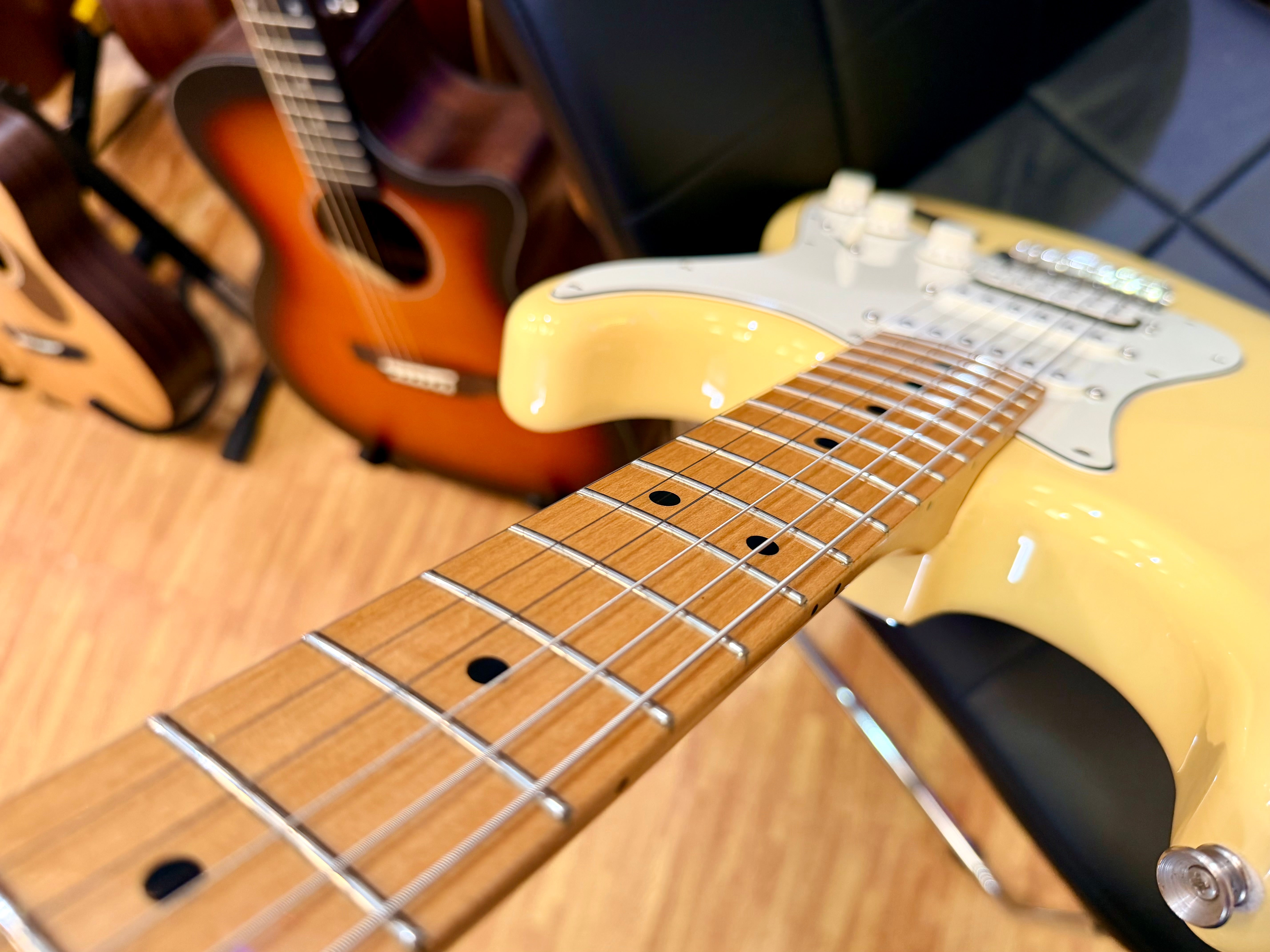 ✨2019✨ Fender Player Stratocaster HSS~ Buttercream Maple Neck~ Mexican Strat!