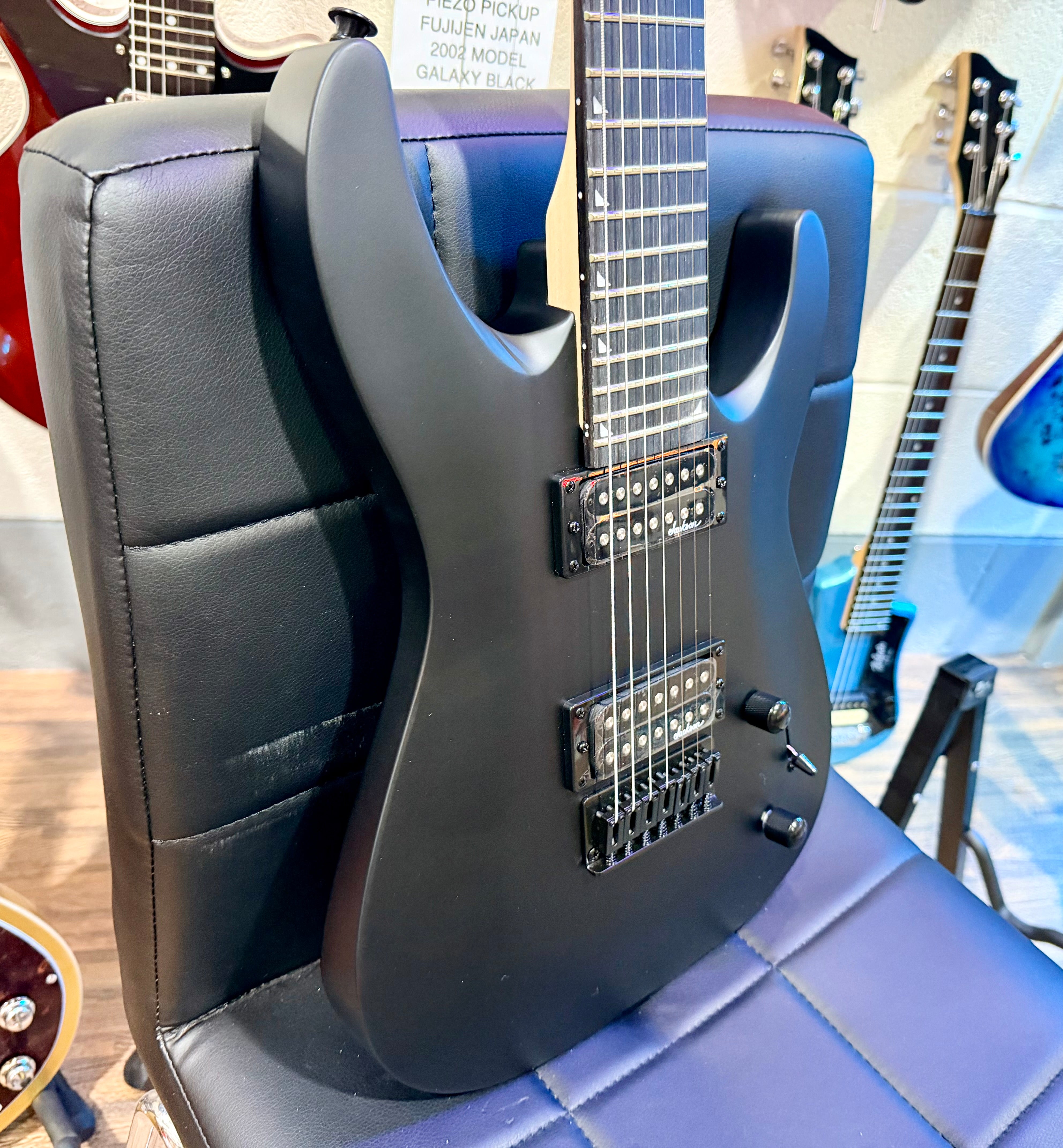 🔥NEW 2025🔥 Jackson JS Series JS22-7 Dinky Arch Top 7 String Guitar~Satin Black