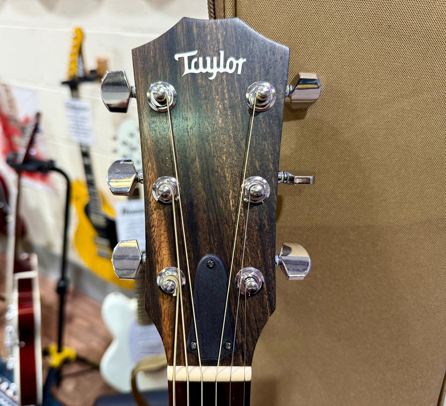 🌟2022 MINT🌟 Taylor 114e Natural Satin~Grand Auditorium Electro-Acoustic Guitar