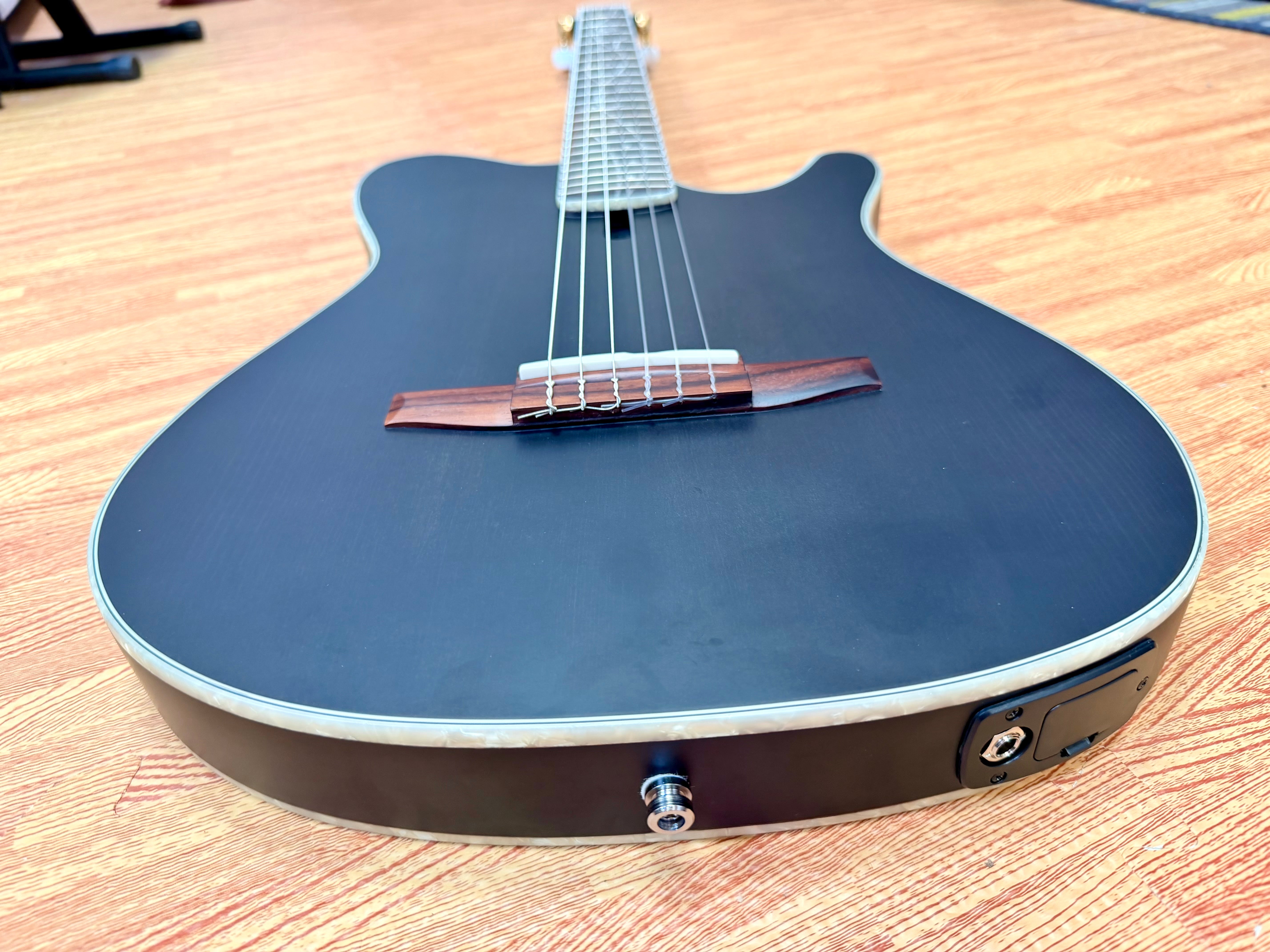 🔥MINT🔥 Ibanez TOD10N Tim Henson Signature Electro Acoustic Nylon~ Black!