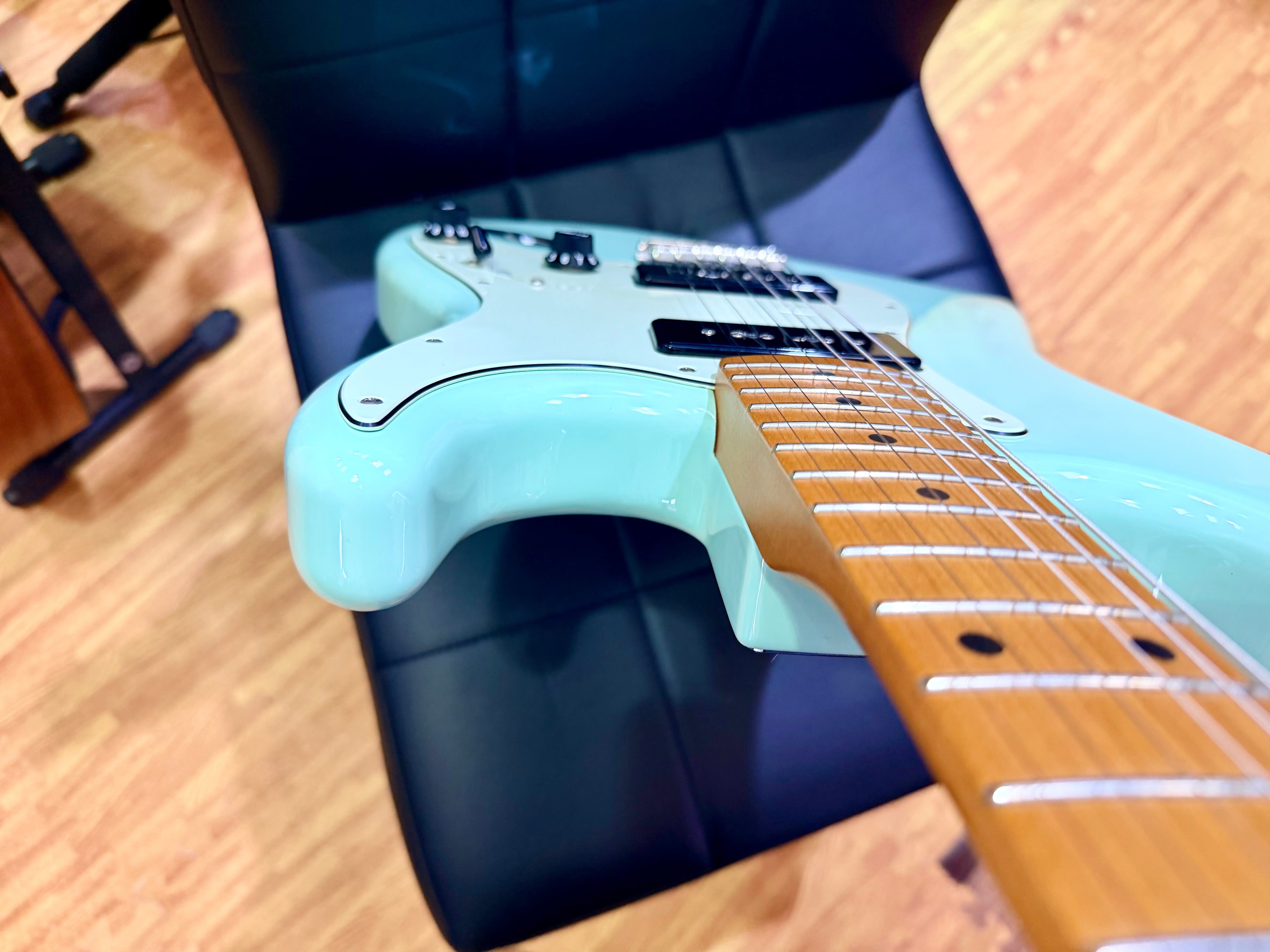 ✨2021✨ Fender Noventa Stratocaster MN~ Surf Green~ Hardtail Mexican~ P90’s!