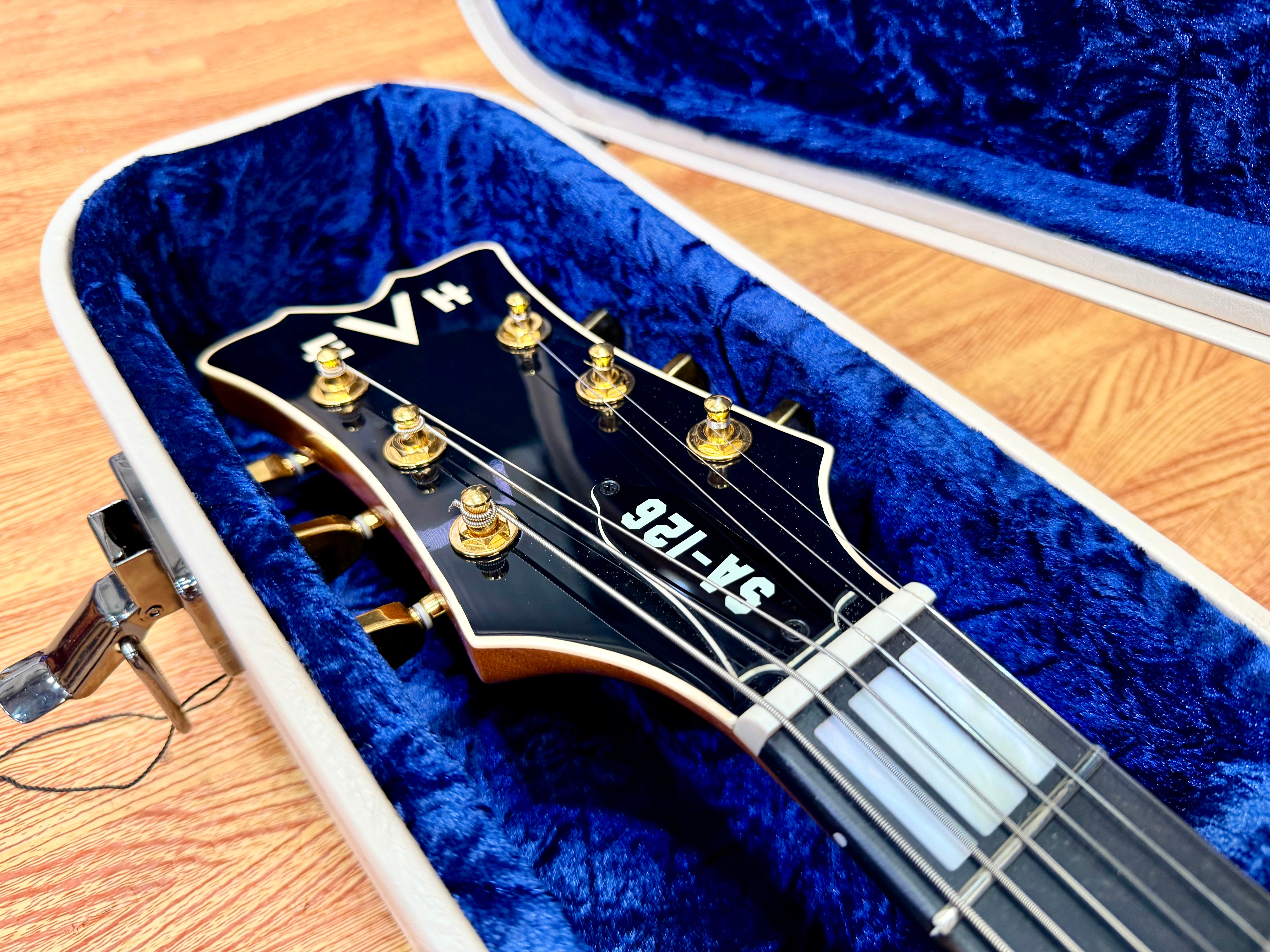π₯2024π₯ EVH SA-126 Special QM Tobacco Sunburst + OHSC~ MINT~ Wolfgang Van Halen