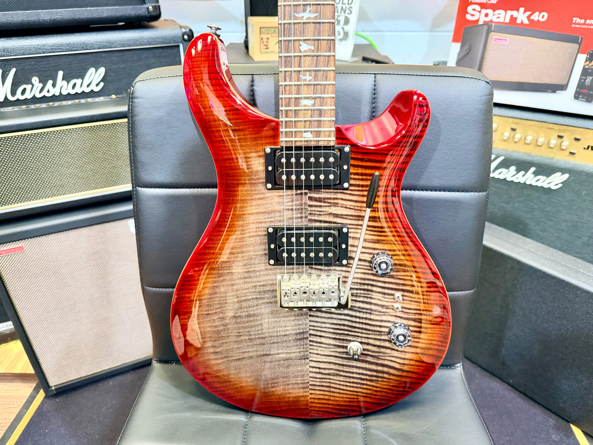 π2024π PRS SE Custom 24-08 Charcoal Red Burst~ Locking Tuners & Gig Bag!