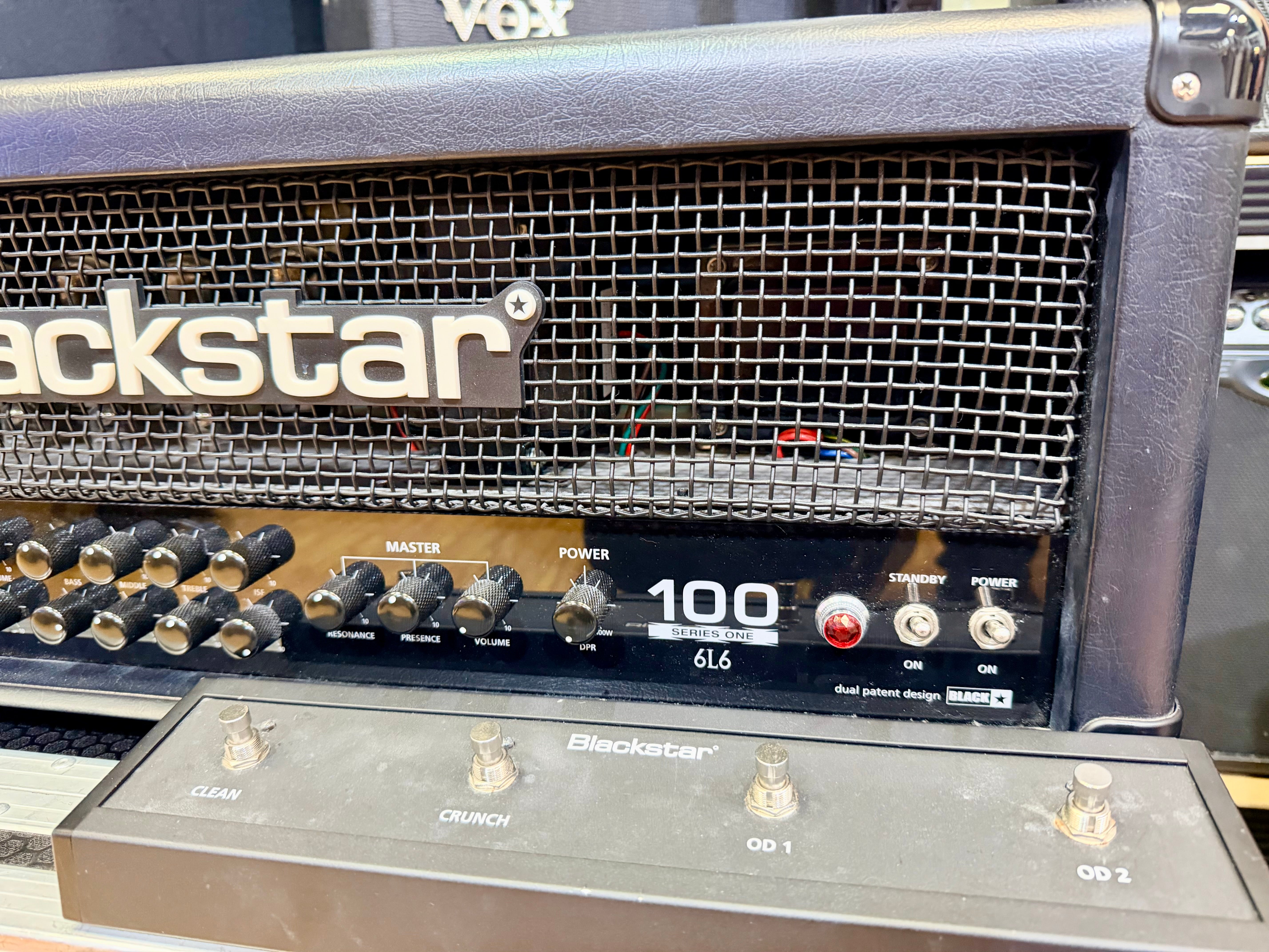 ⭐ Blackstar Series One 100 6L6 Valve Amp Head~ With Footswitch & Flight Case ⭐