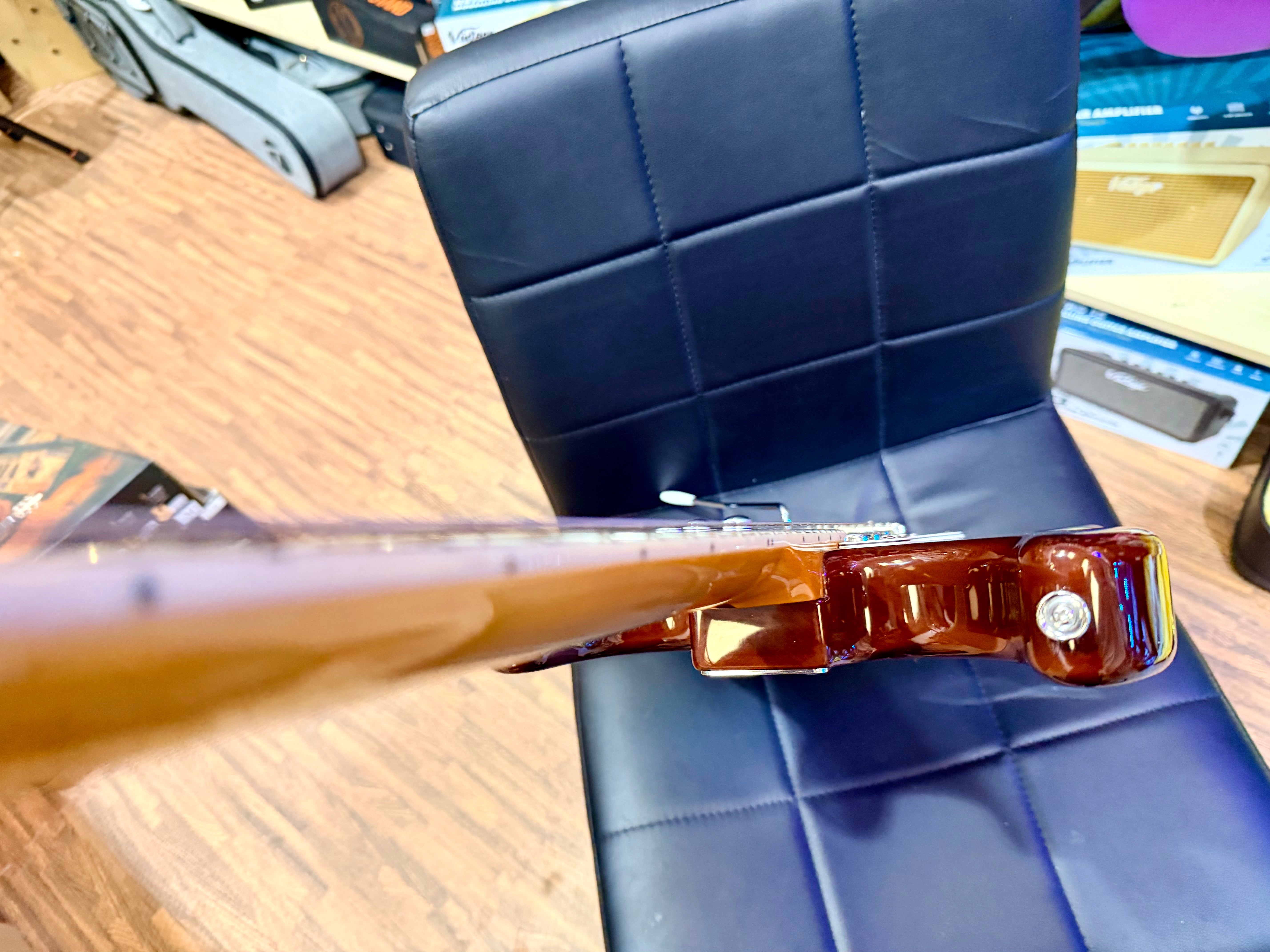 🔥NEW🔥 Vintage REVO Series 'Deluxe' Guitar ~ Cappuchino Burst~ Alan Entwistle!