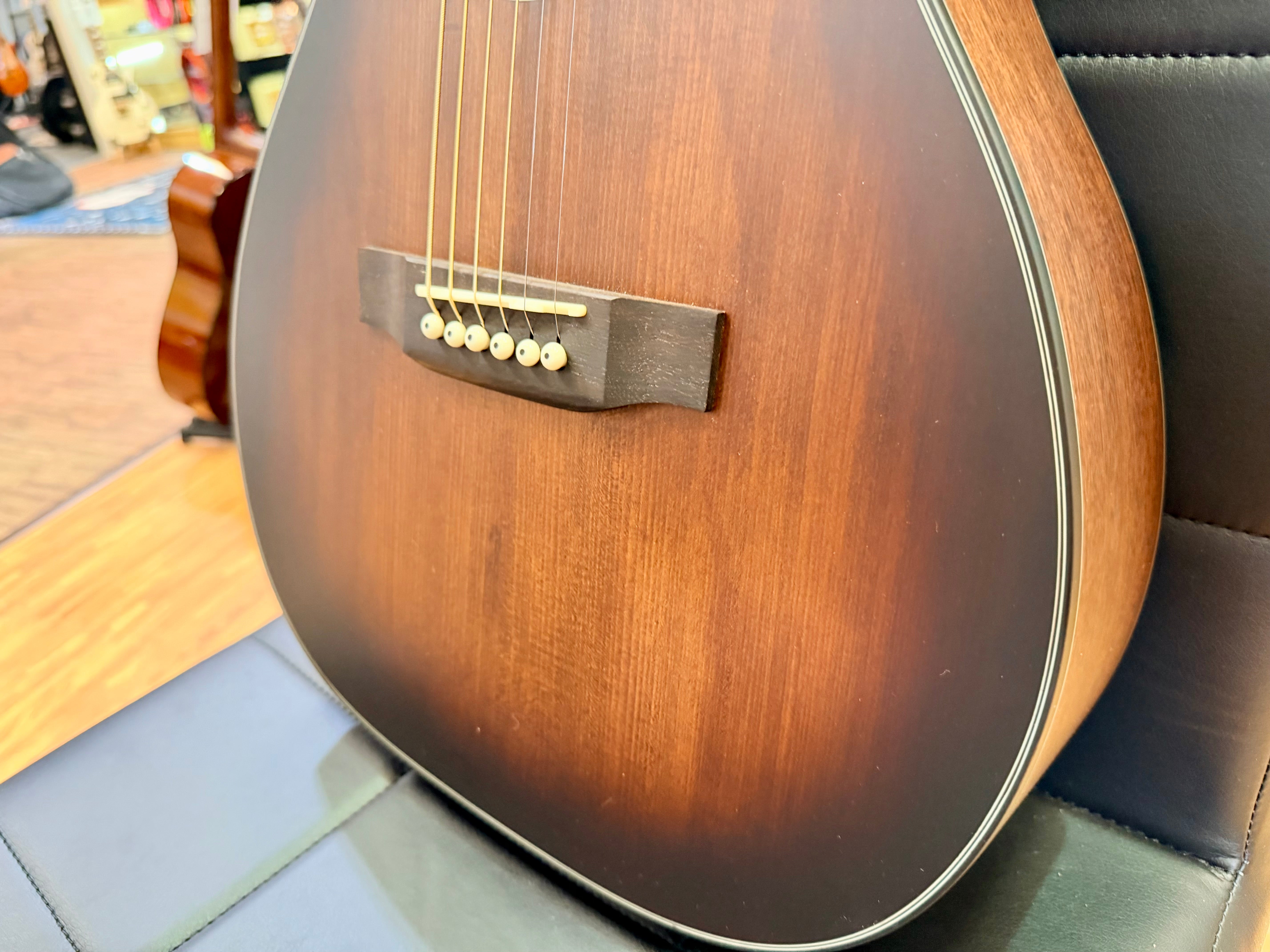 ⚡️NEW⚡️ Vintage VE1800AQ Stage Series Parlour Electro Acoustic Guitar~ Antiqued!