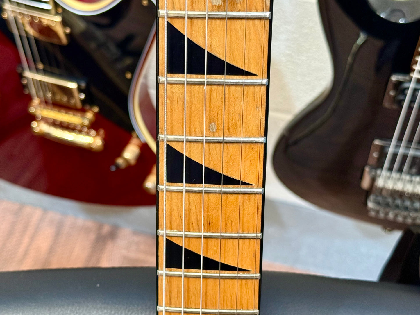 🌟JAPAN 2000’s🌟 Jackson Dinky DK2M~ Snow White~ Floyd Rose~ Seymour Duncan!