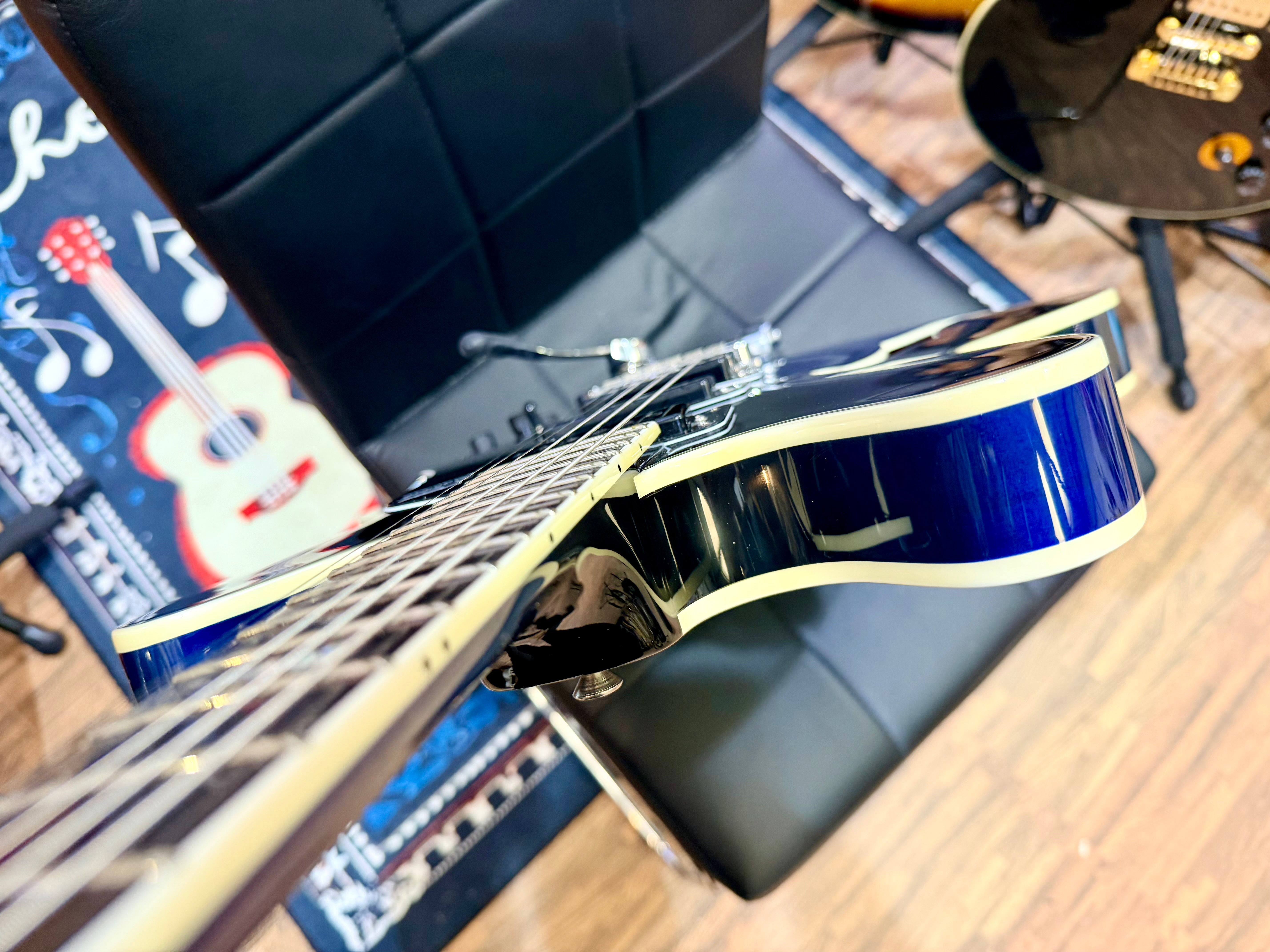 🔥MINT🔥 Vox Bobcat S66 Semi-Hollow ‘335’ Bigsby~ Blue Burst~ 2022 Korea 3 Pickup!