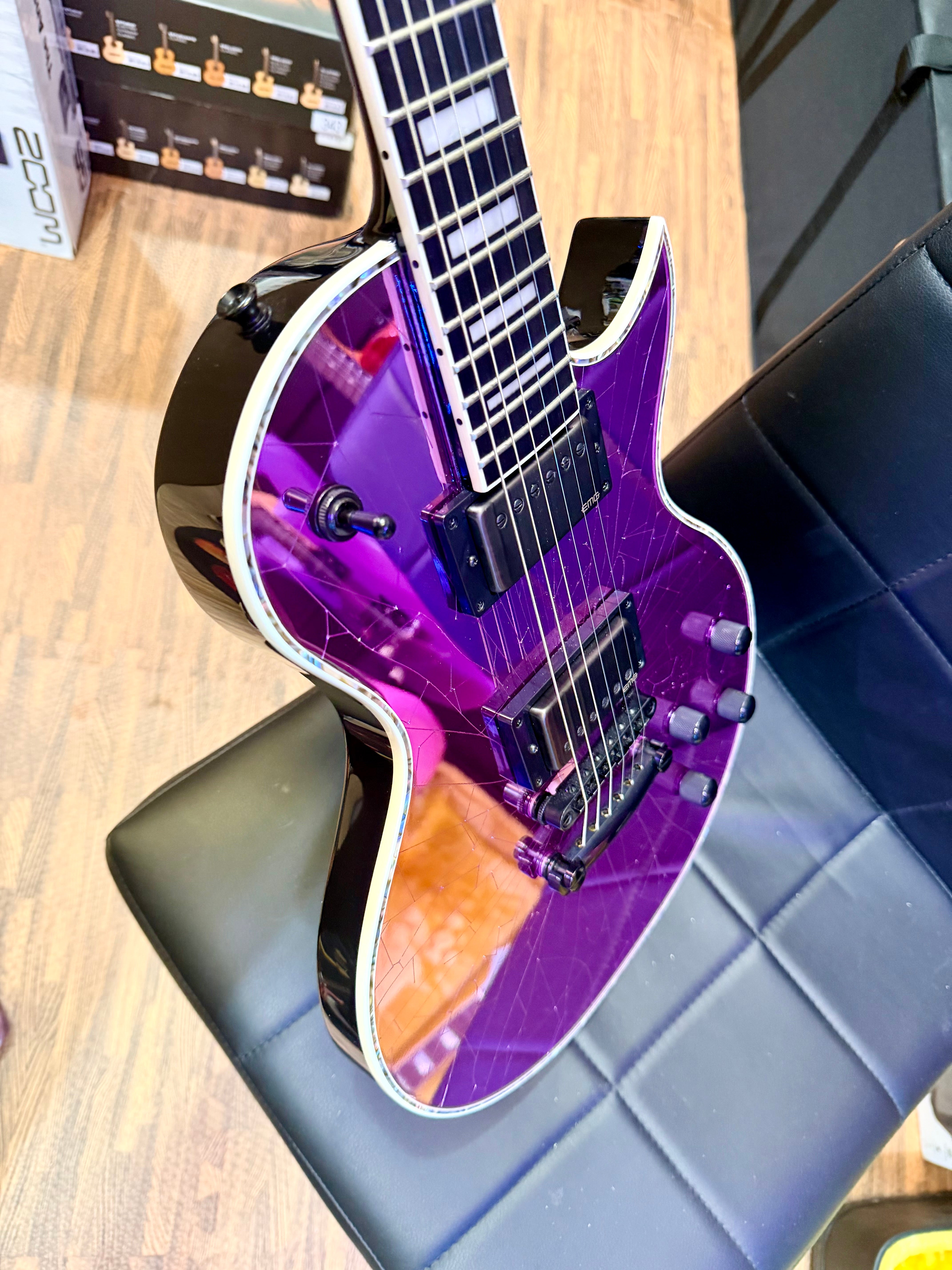 π₯2021π₯ Jackson Pro Series Marty Friedman MF-1 Purple Cracked Mirror Signature!