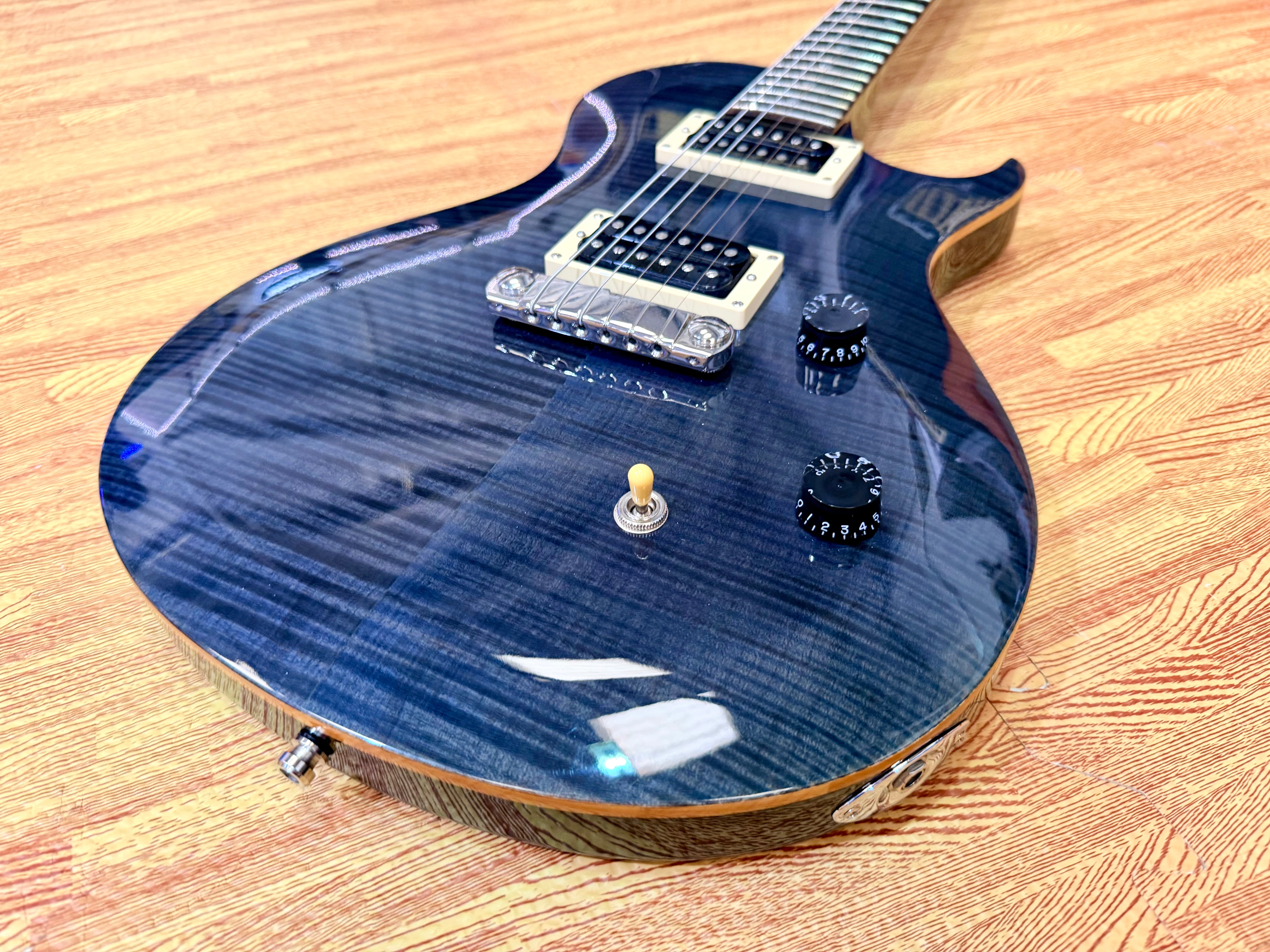 π2006π PRS SE Singlecut Guitar~ Grey Black~ Korean Model~ Cherished Condition!