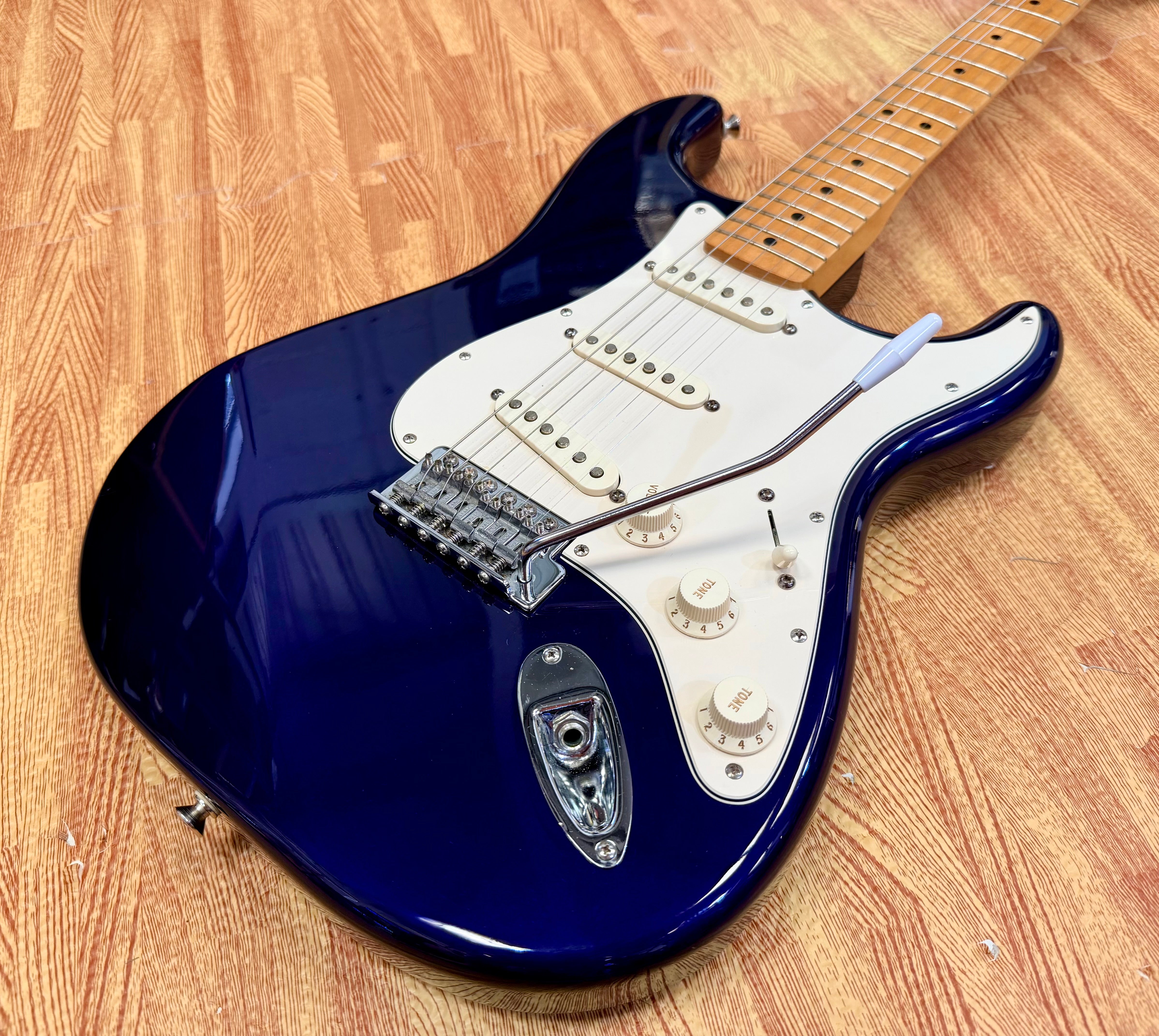 ✨2001✨ Fender Mexican Standard Stratocaster Midnight Blue~ MIM Rare Colour!