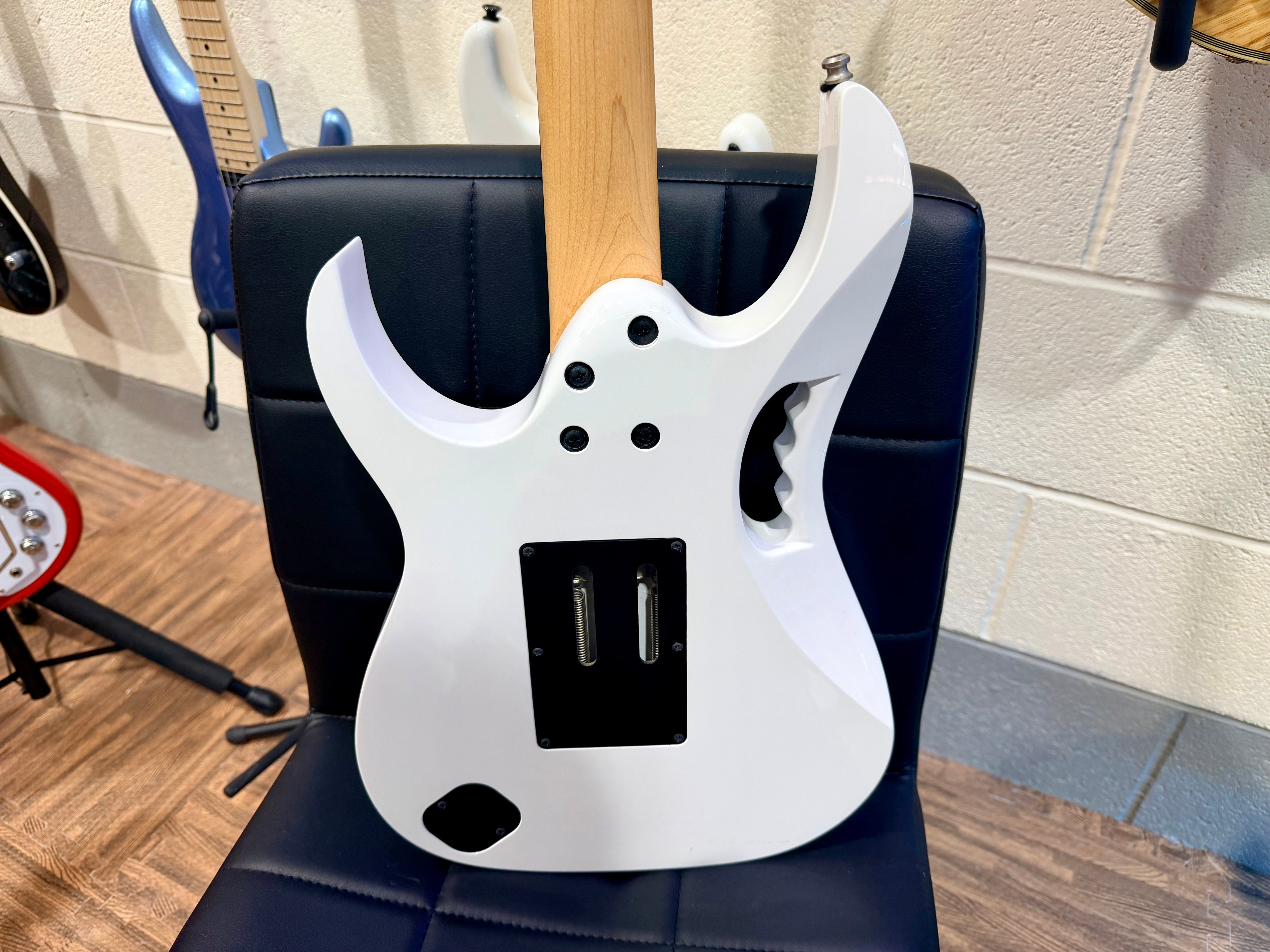 🔥2016🔥 Ibanez JEMJR Steve Vai Signature Electric Guitar~ Jem Junior~ White!