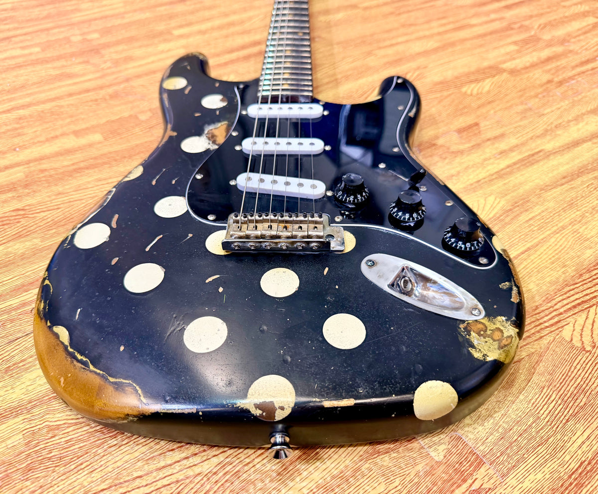 🔥Handmade In UK🔥 Stolen Valour Heavy Relic ST Polka Dot Guitar~ Buddy Guy Style!