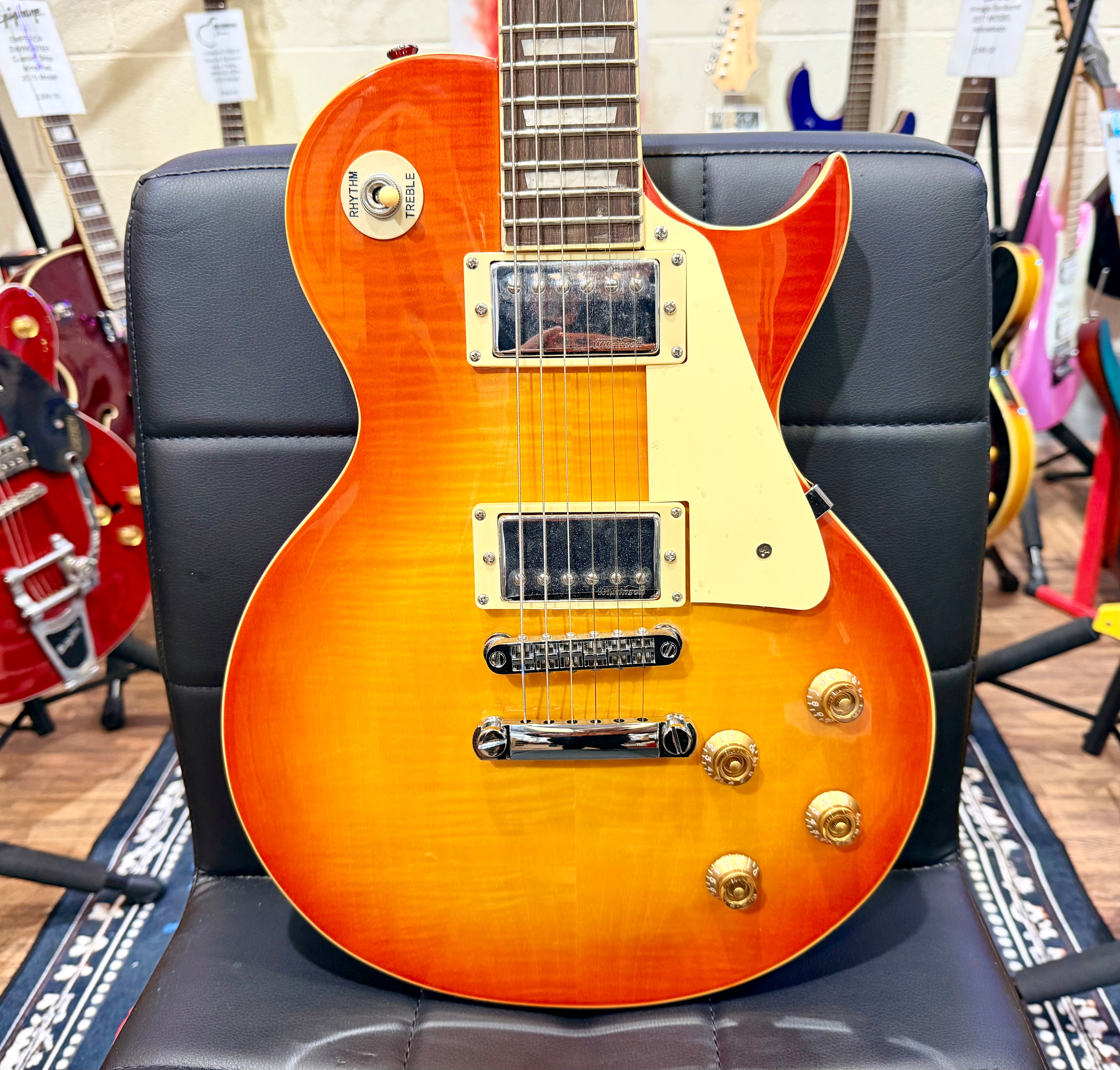 🍯B-STOCK🍯 Vintage V100 ReIssued Electric Guitar ~ Honeyburst Les Paul!