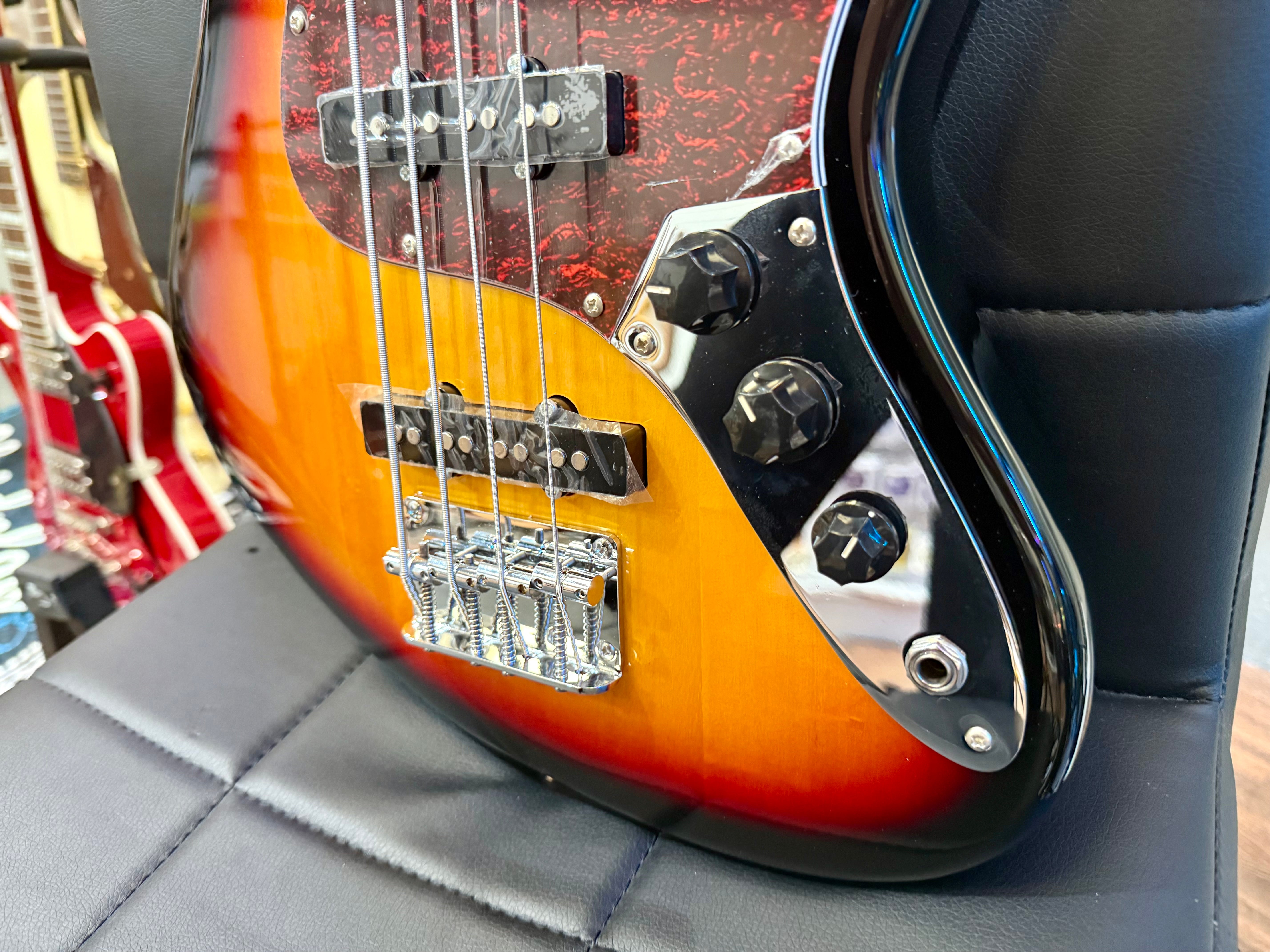 🌟BRAND NEW ~ SHORT SCALE🌟 Eko One VJB JB-100 3/4 Electric Jazz Bass Guitar~ Sunburst!