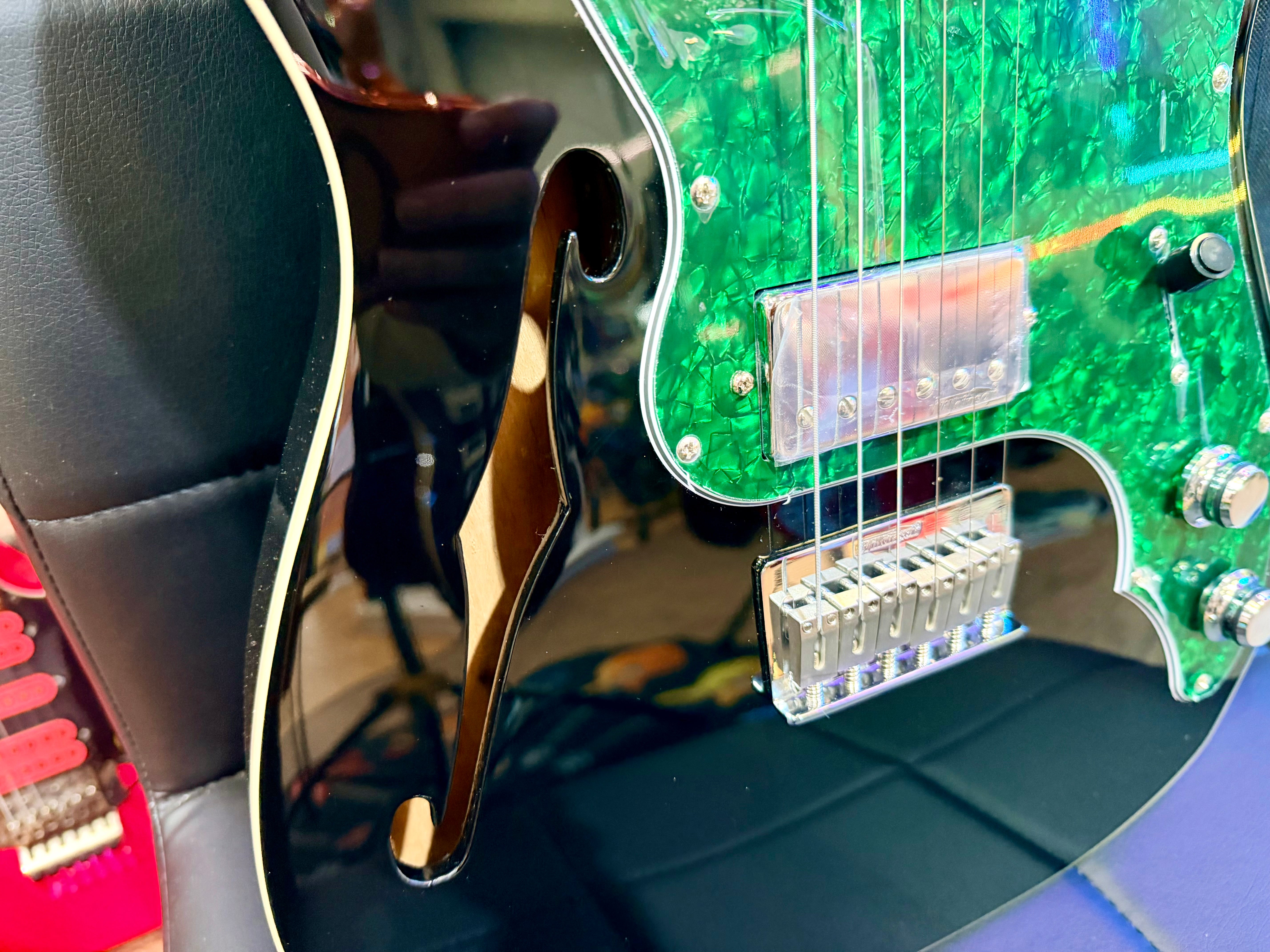 🔥2025 LIMITED🔥 Vintage 30th Anniversary V72 ReIssued~ Thinline~ Black + Bag