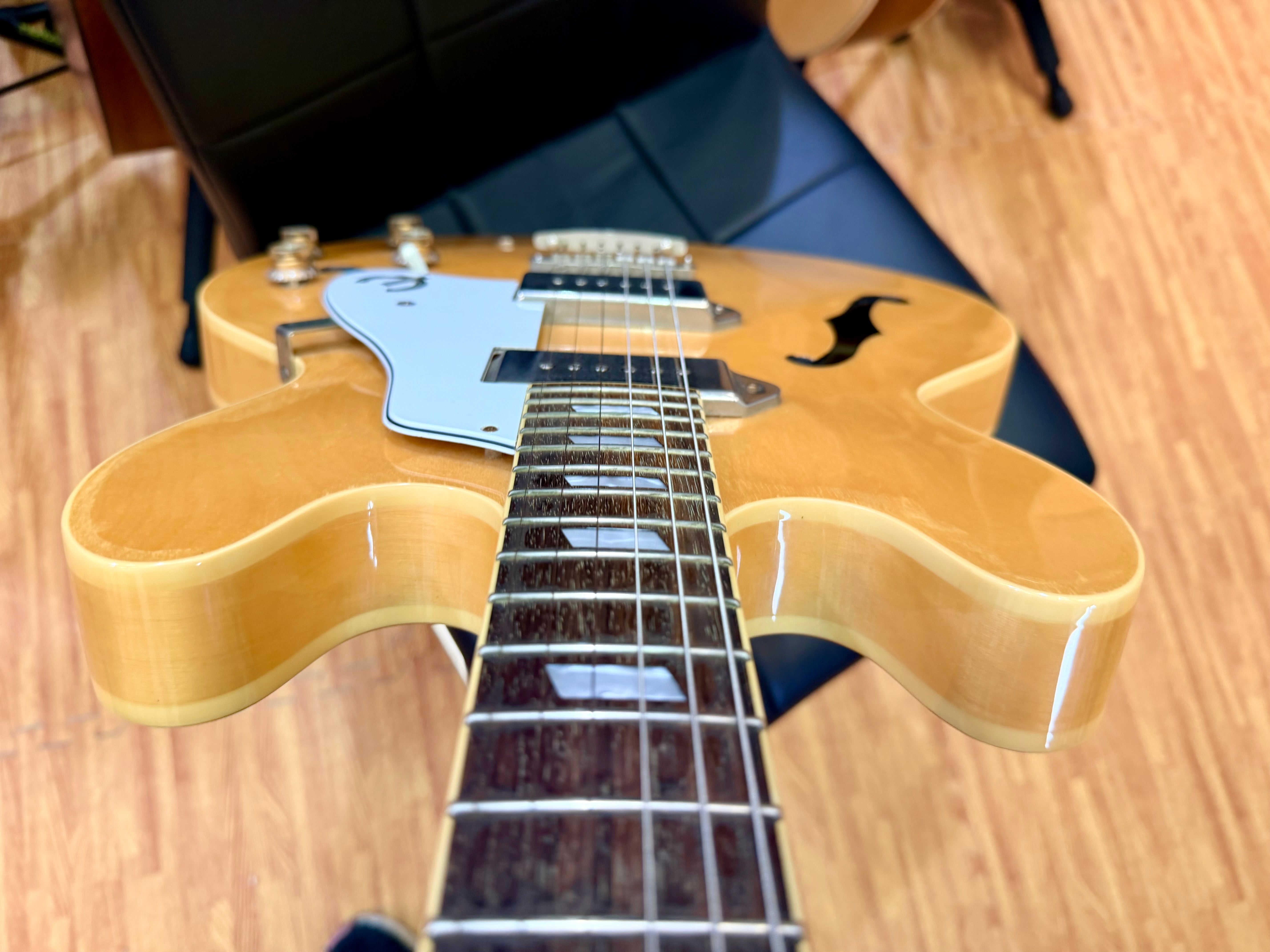 ⚡️2016⚡️ Epiphone Casino Natural Hollowbody P90 Electric Guitar~ Dogear Pickups!