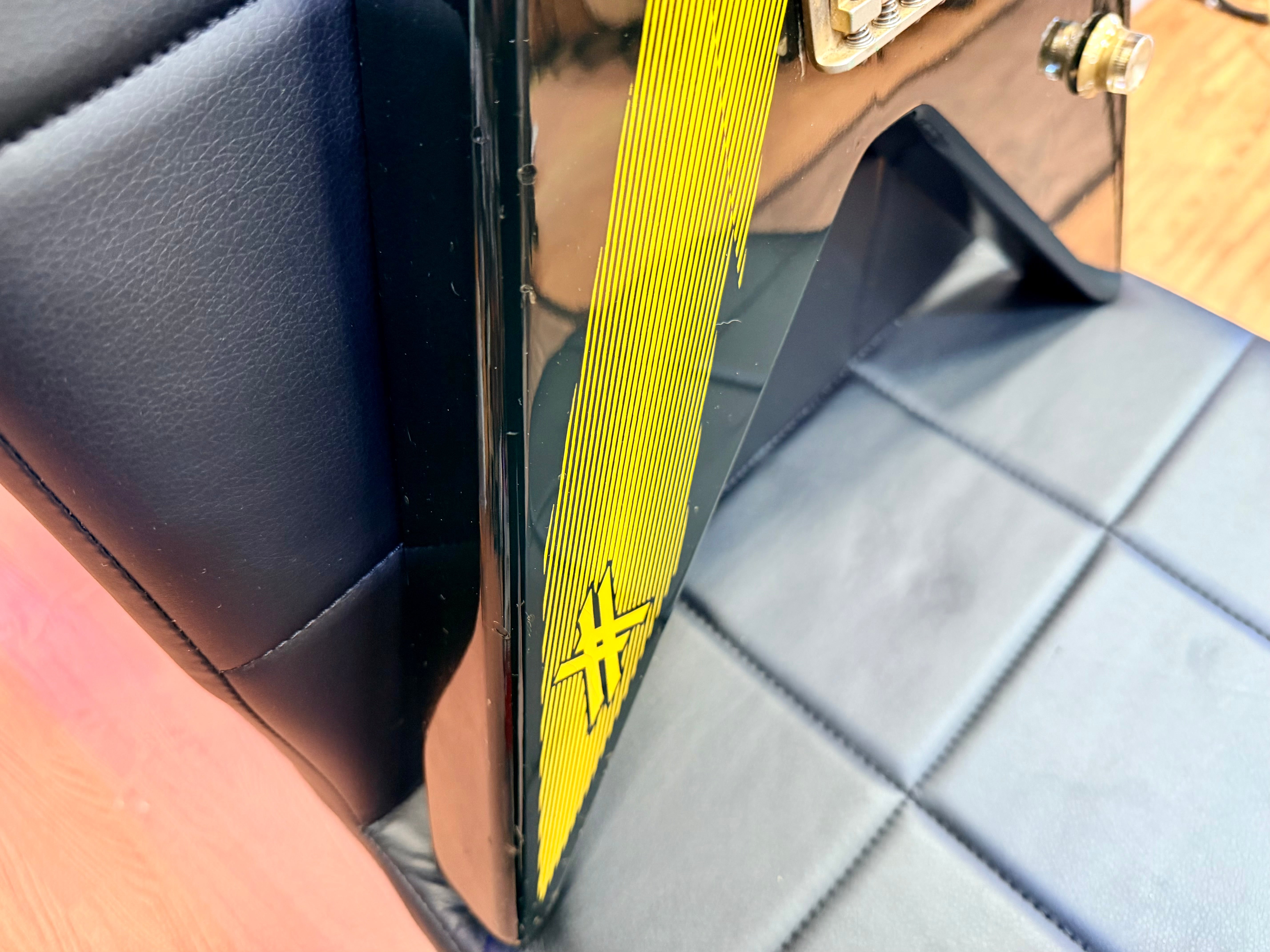 π―π΅ 1983 JAPAN π―π΅ Aria Pro II XX Deluxe Flying V 1983 Lightning MIJ Matsumoku