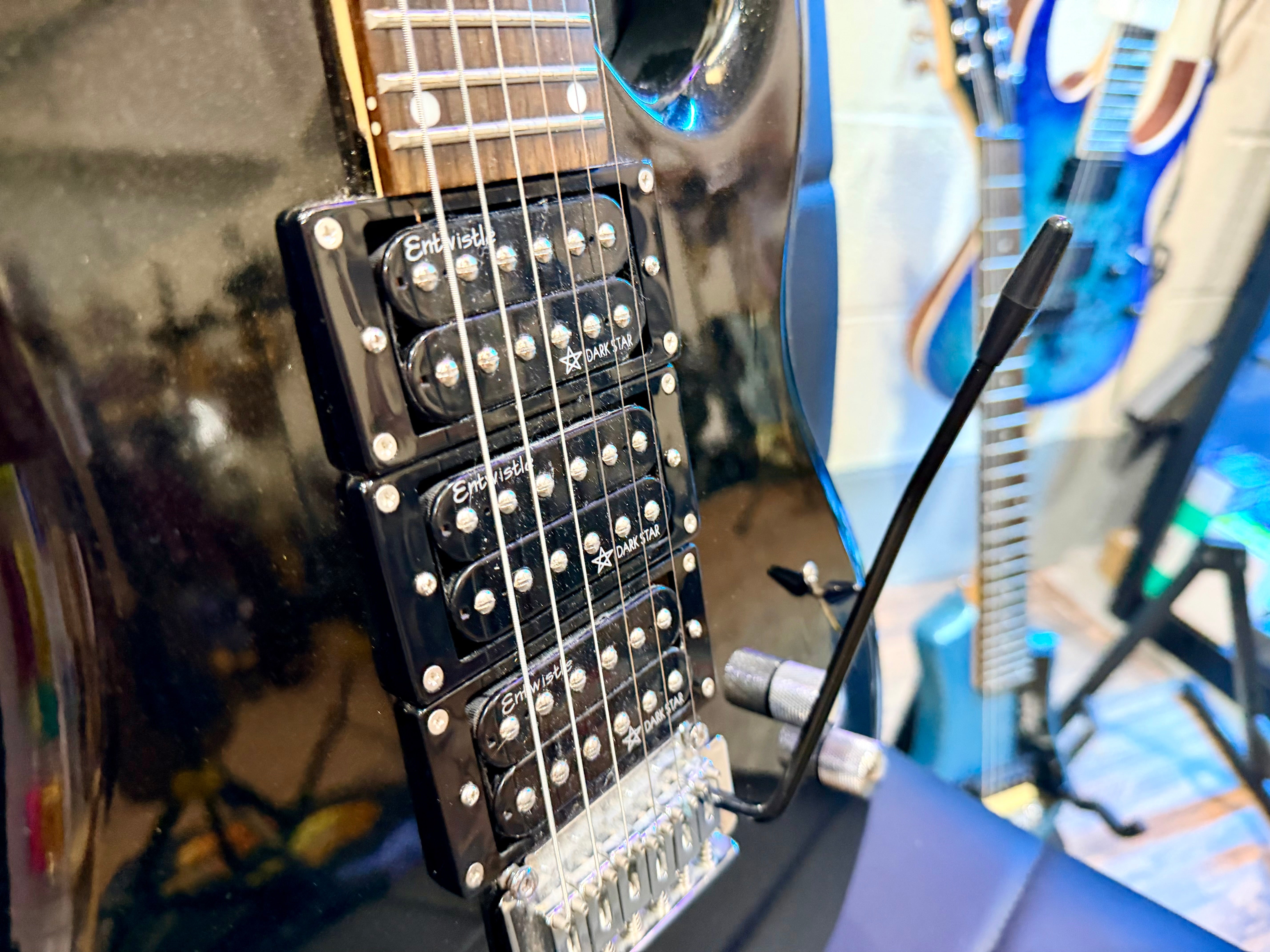 🎸RARE🎸 Tanglewood Rock 3 Electric Guitar~ HHH Pickups~ Black Sparkle~ 2000’s!