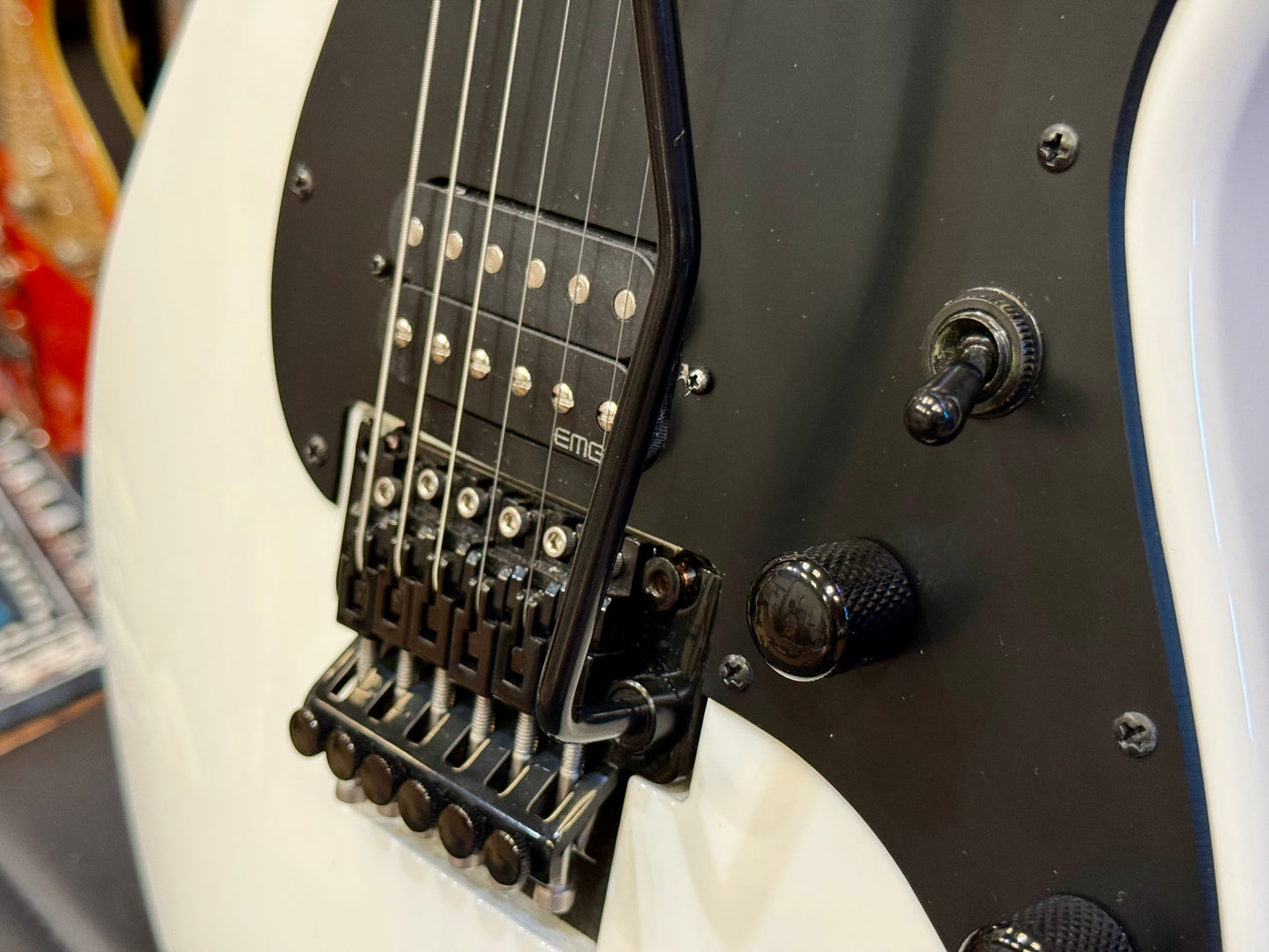 🔥2021🔥 Schecter Sun Valley Super Shredder FR~ Gloss White~ Floyd Rose!