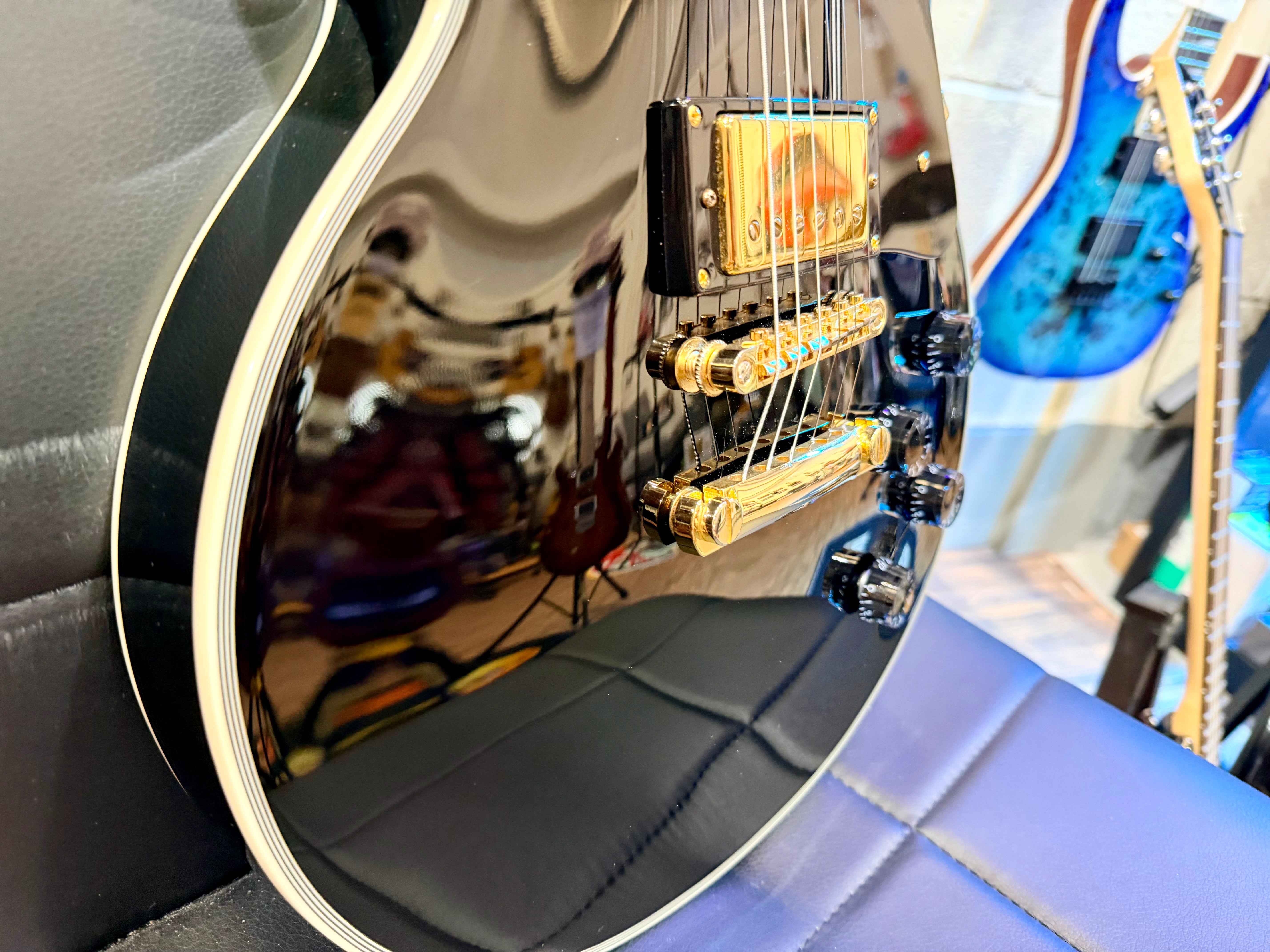 🔥MINT 2023🔥 Tokai UALC62 BB~ Les Paul Custom Style~ Gloss Black/Gold Hardware!