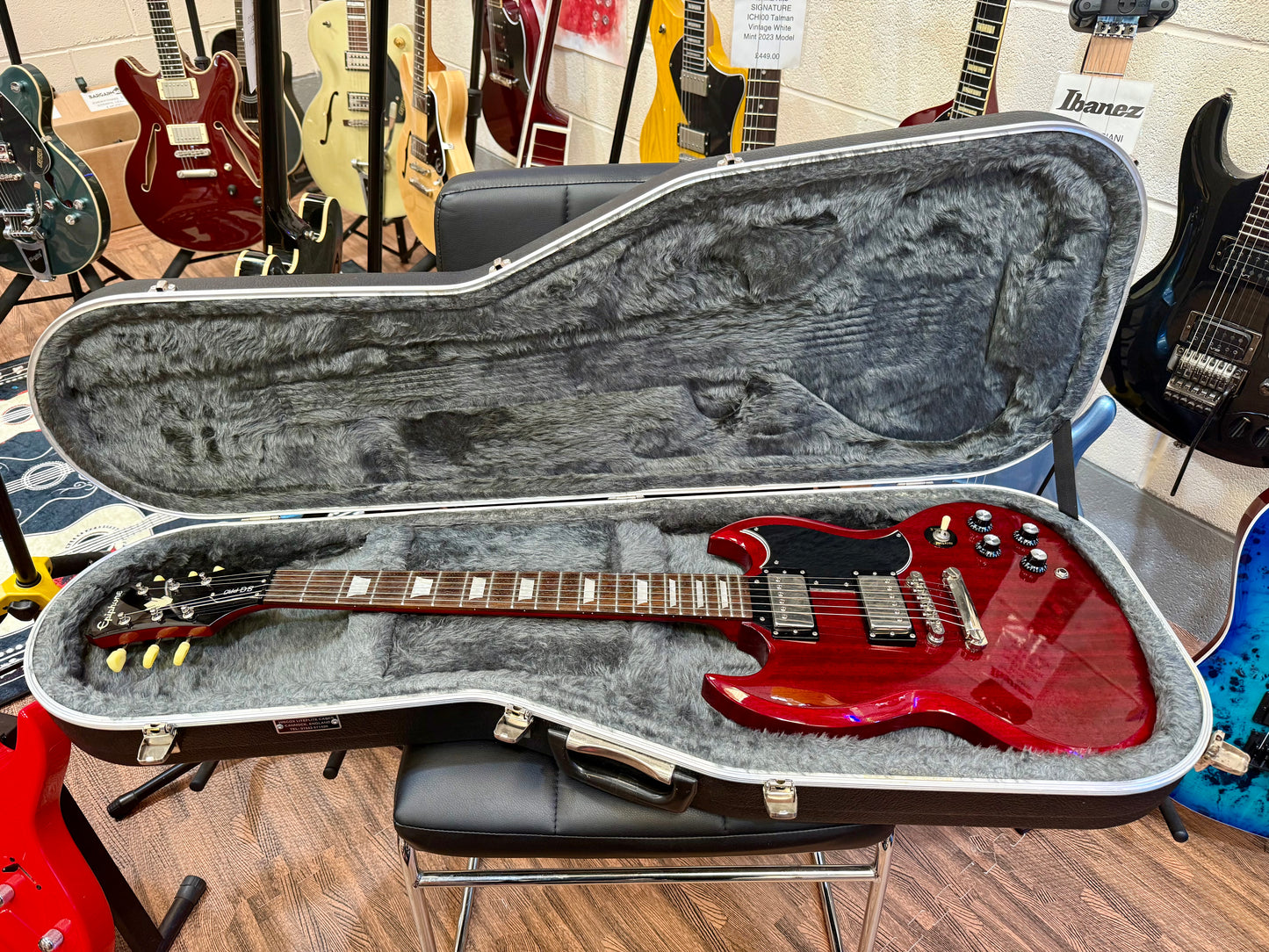 🍒2012🍒 Epiphone SG G-400 Pro~ Heritage Cherry Red + Hiscox Hard Case!