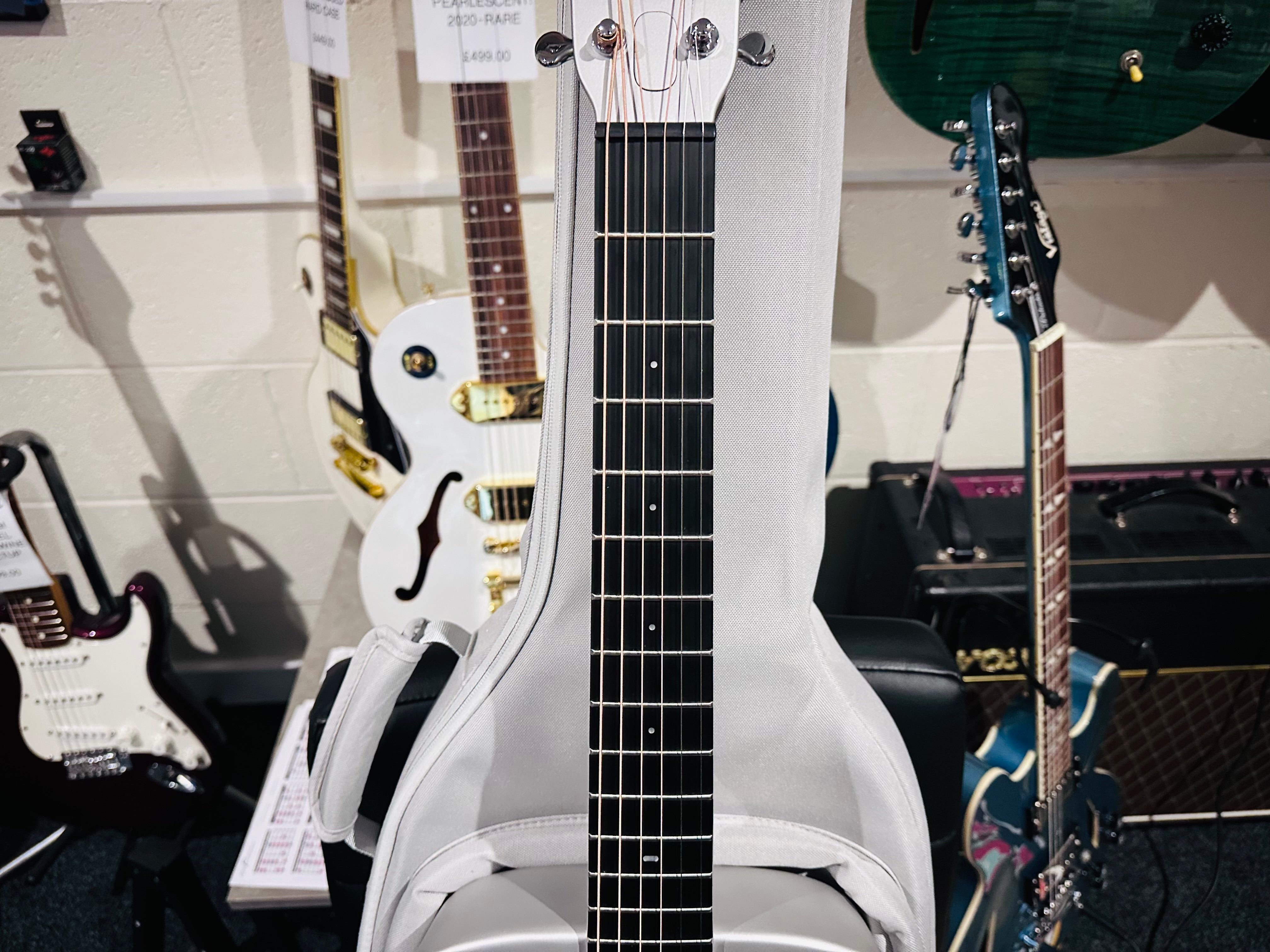 ๐NEW๐ LAVA ME AIR CARBON FIBRE 36โ Electro-Acousic Smart Guitar~ Silver + Bag!