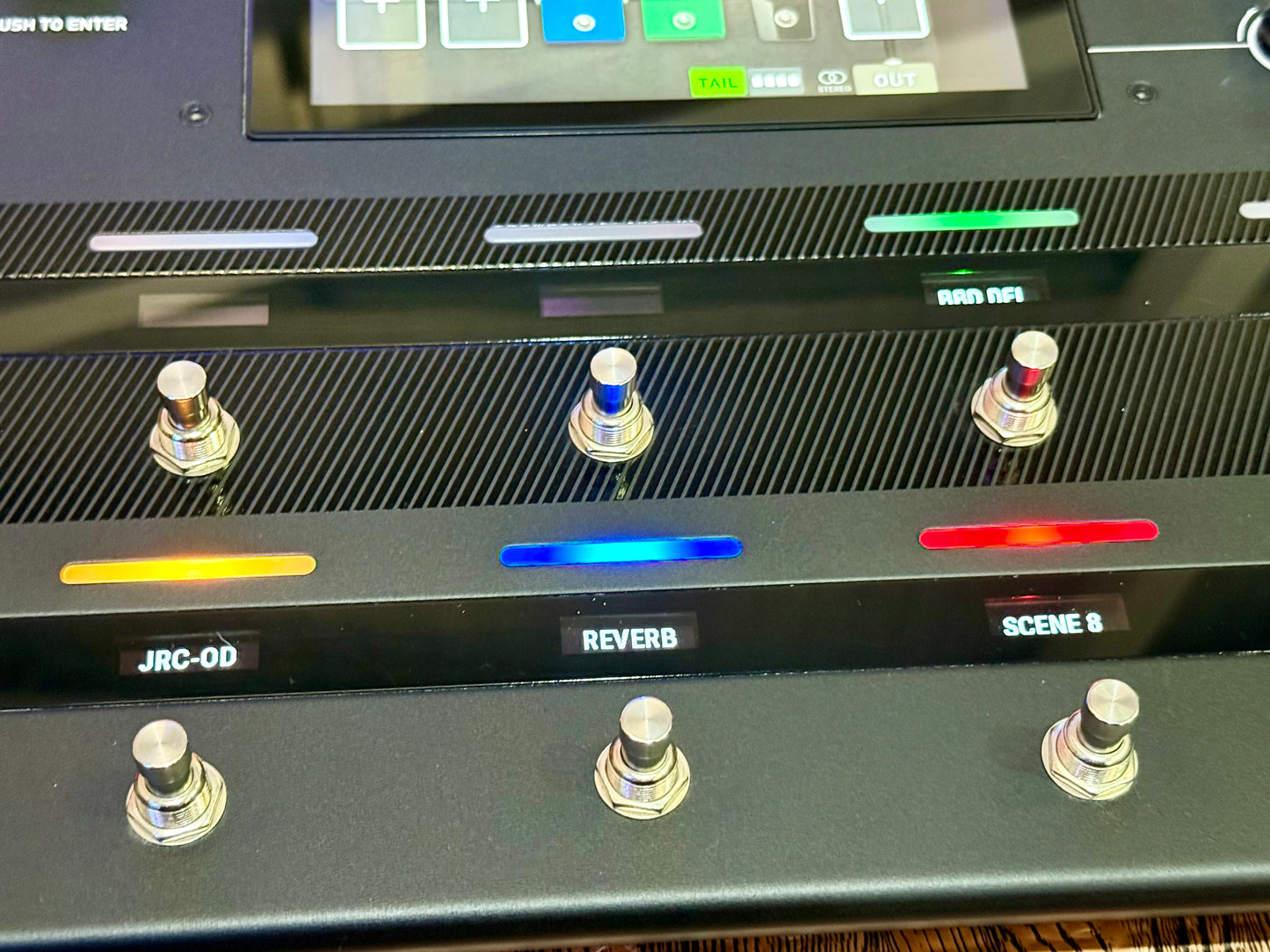 🎸 HeadRush Pedalboard Guitar Amp Modeller & Multi Effects/FX Processor Pedal 🎸