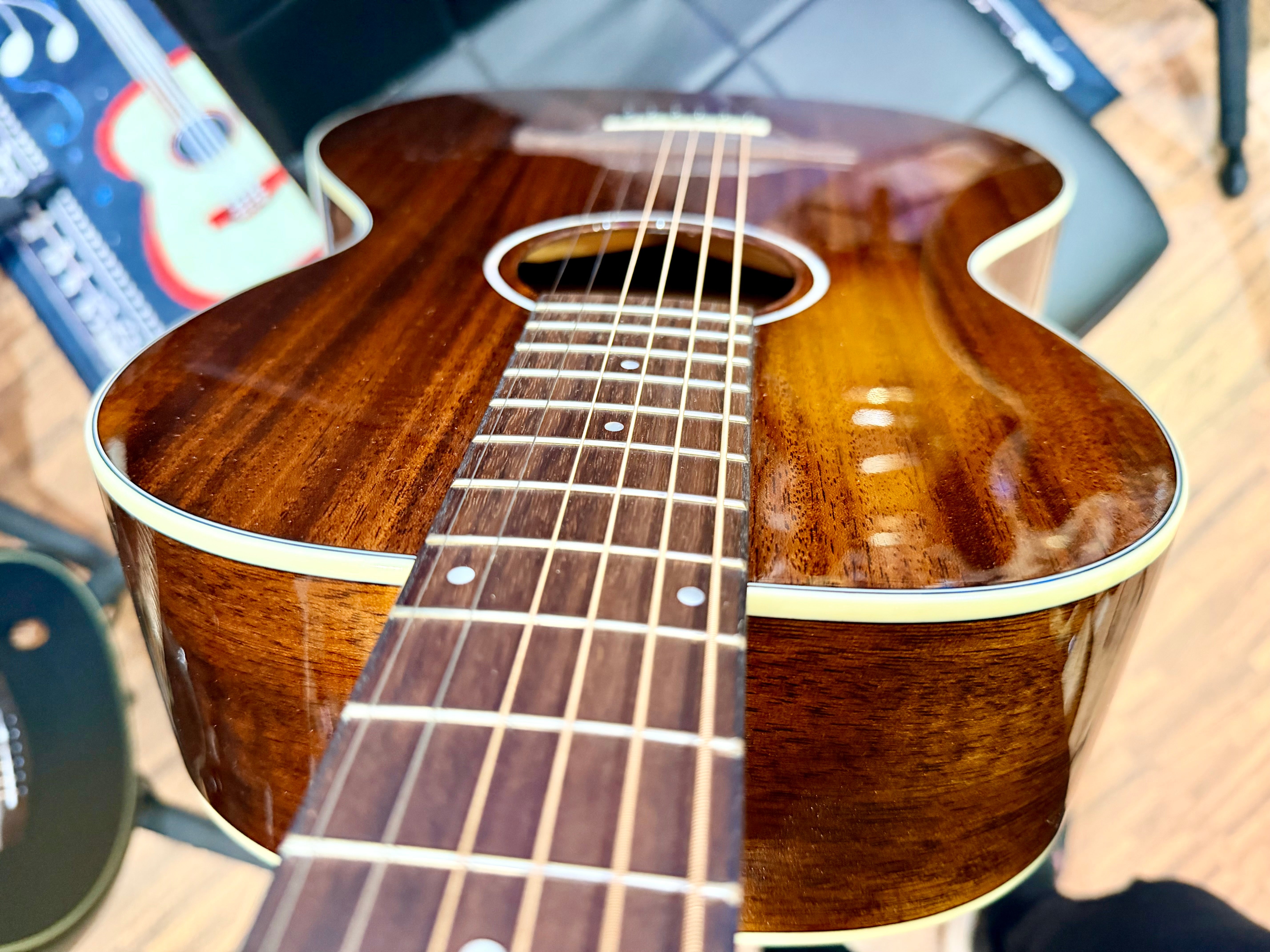 🌟MINT🌟 Rathbone R6M Solid Mahogany Top~ No 6 Series Acoustic Parlour Guitar!
