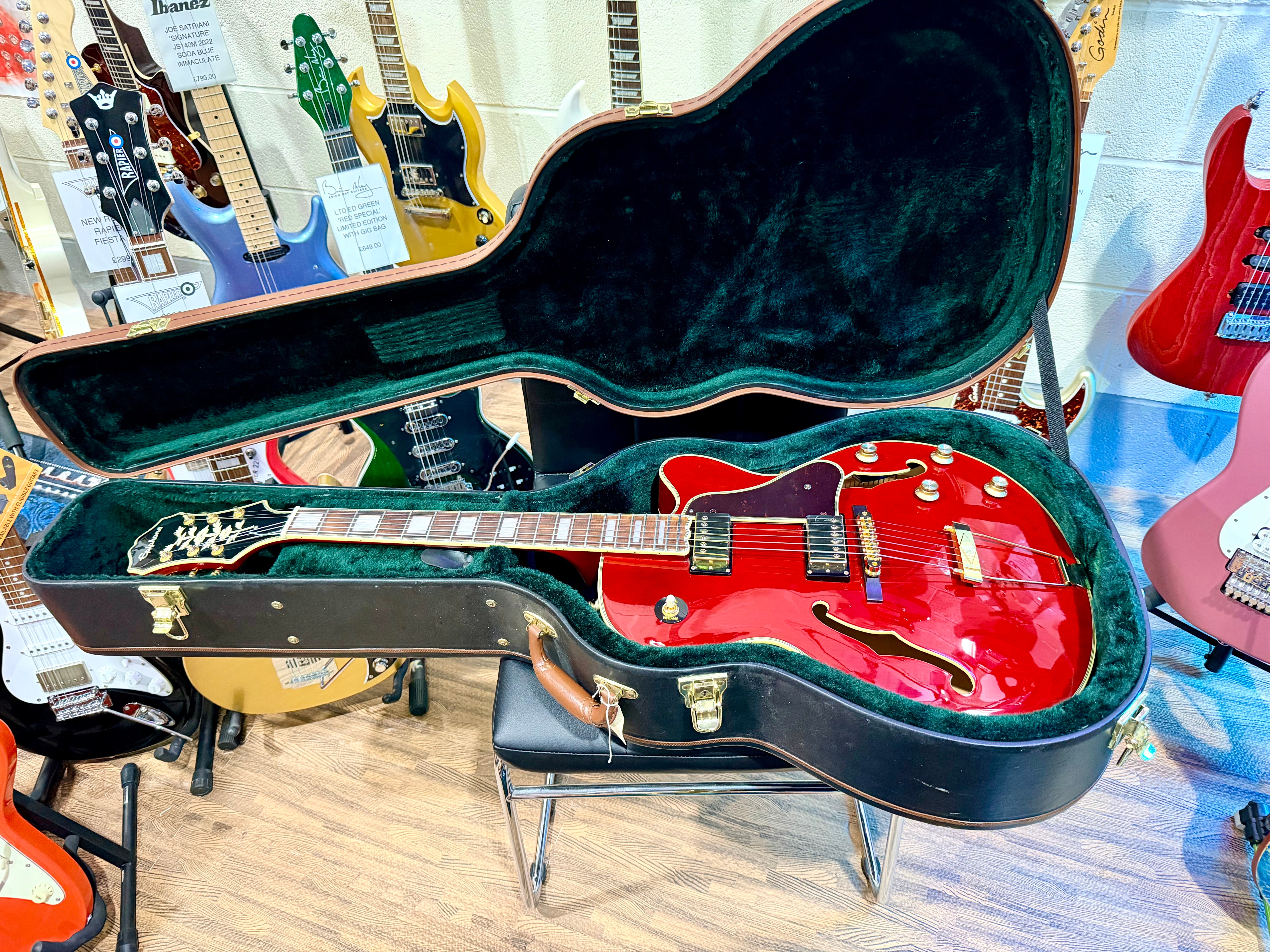 🔥MINT 2019🔥 Epiphone Joe Pass Emperor II Pro~ Rare Wine Red Hollowbody + Hard Case