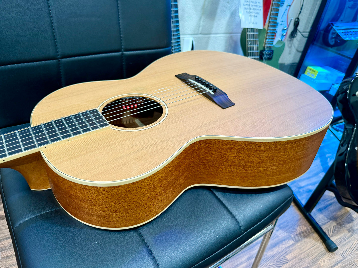 🌟2023🌟 Auden Neo 45 Chester Full Body Electro-Acoustic Guitar~ Cedar~ Gig Bag!