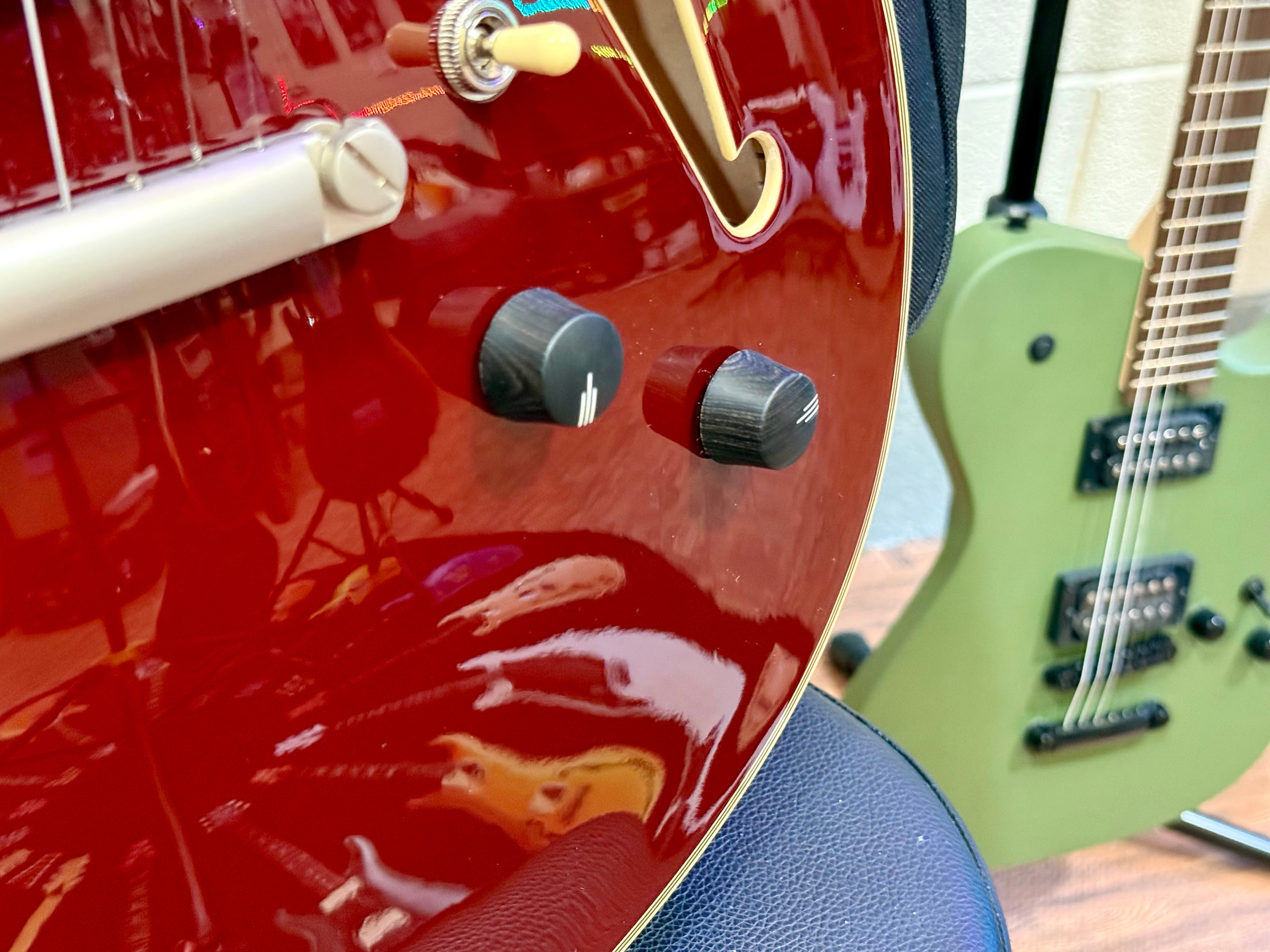 🌟MINT🌟 D’Angelico Excel Series DC Tour Hollowbody Centre Block~ Solid Wine Red