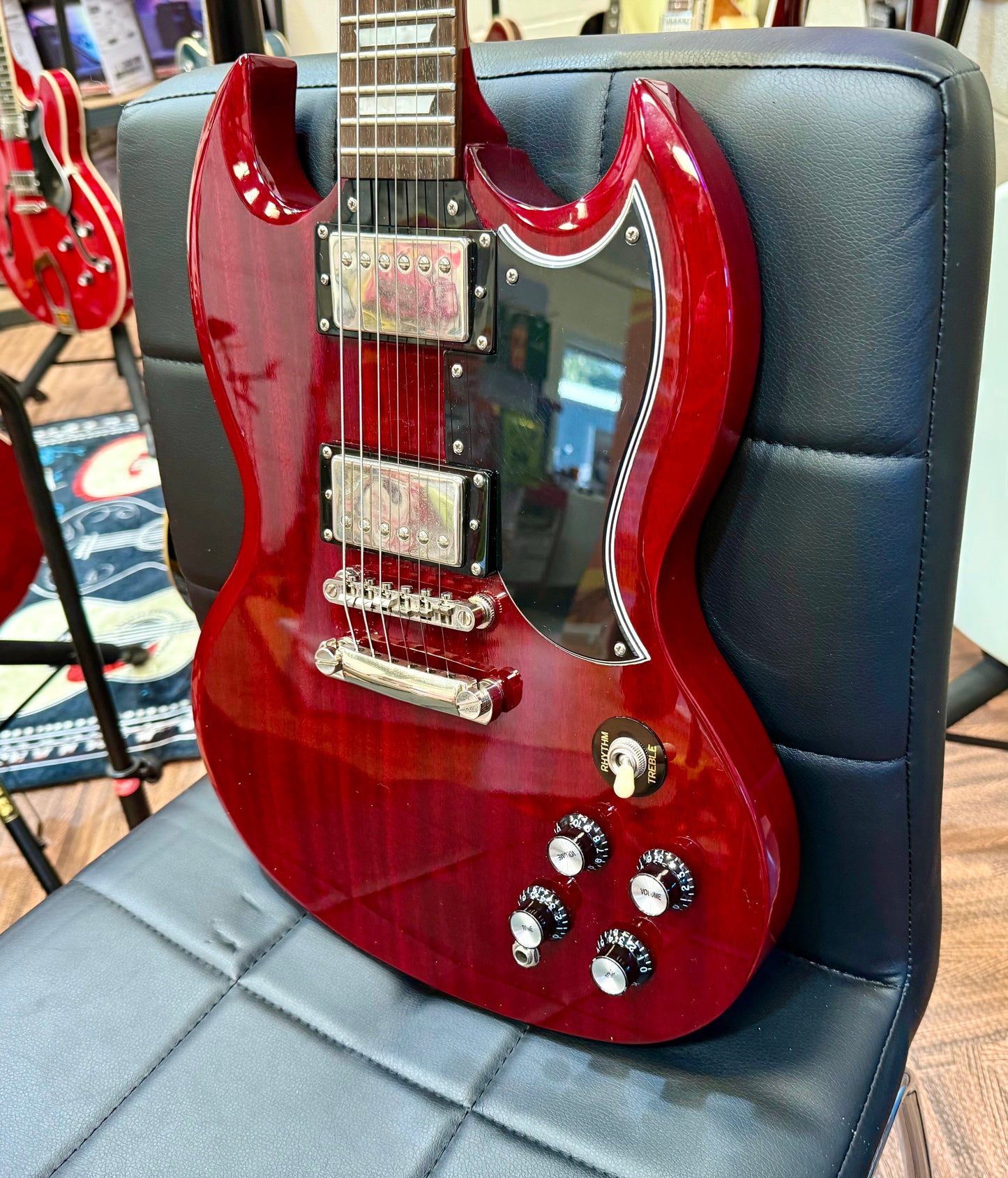 🍒2012🍒 Epiphone SG G-400 Pro~ Heritage Cherry Red + Hiscox Hard Case!