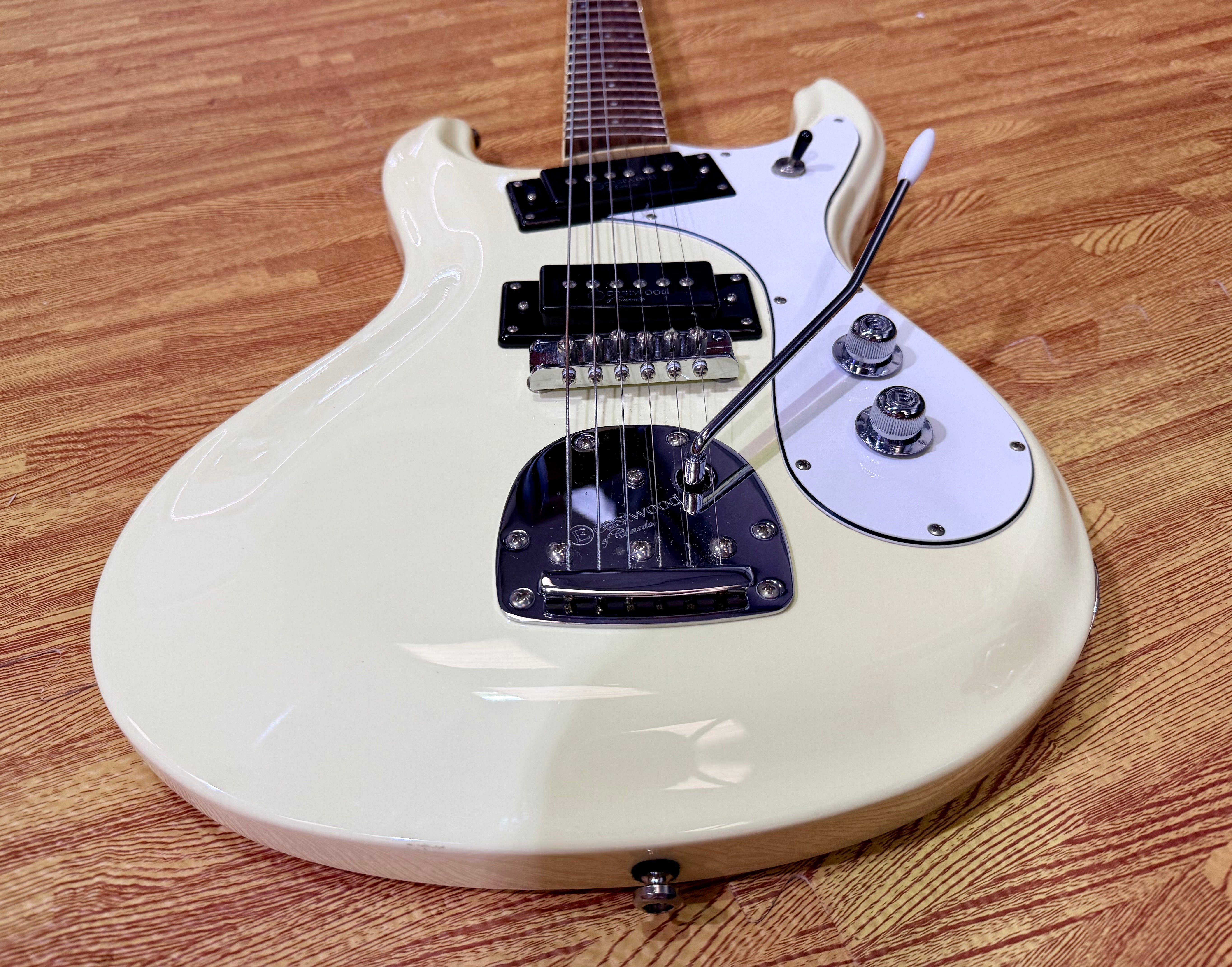 ✨MINT✨ Eastwood Sidejack Pro DLX~ Vintage White 2017 Electric Guitar Mosrite!