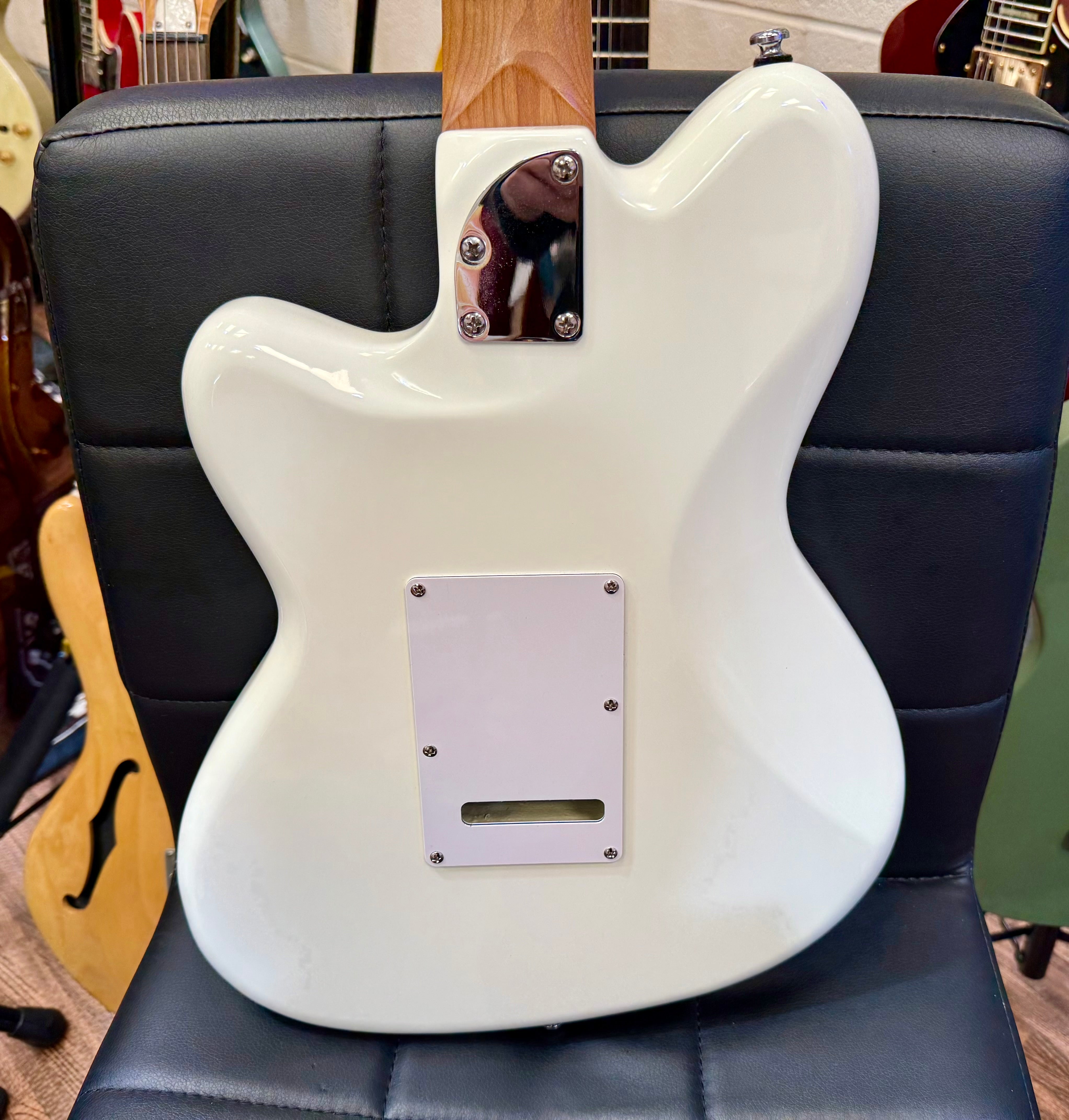 🔥MINT🔥 Ibanez ICHI00 Talman Style Guitar~ Vintage White ~ Ichika Nito Model!