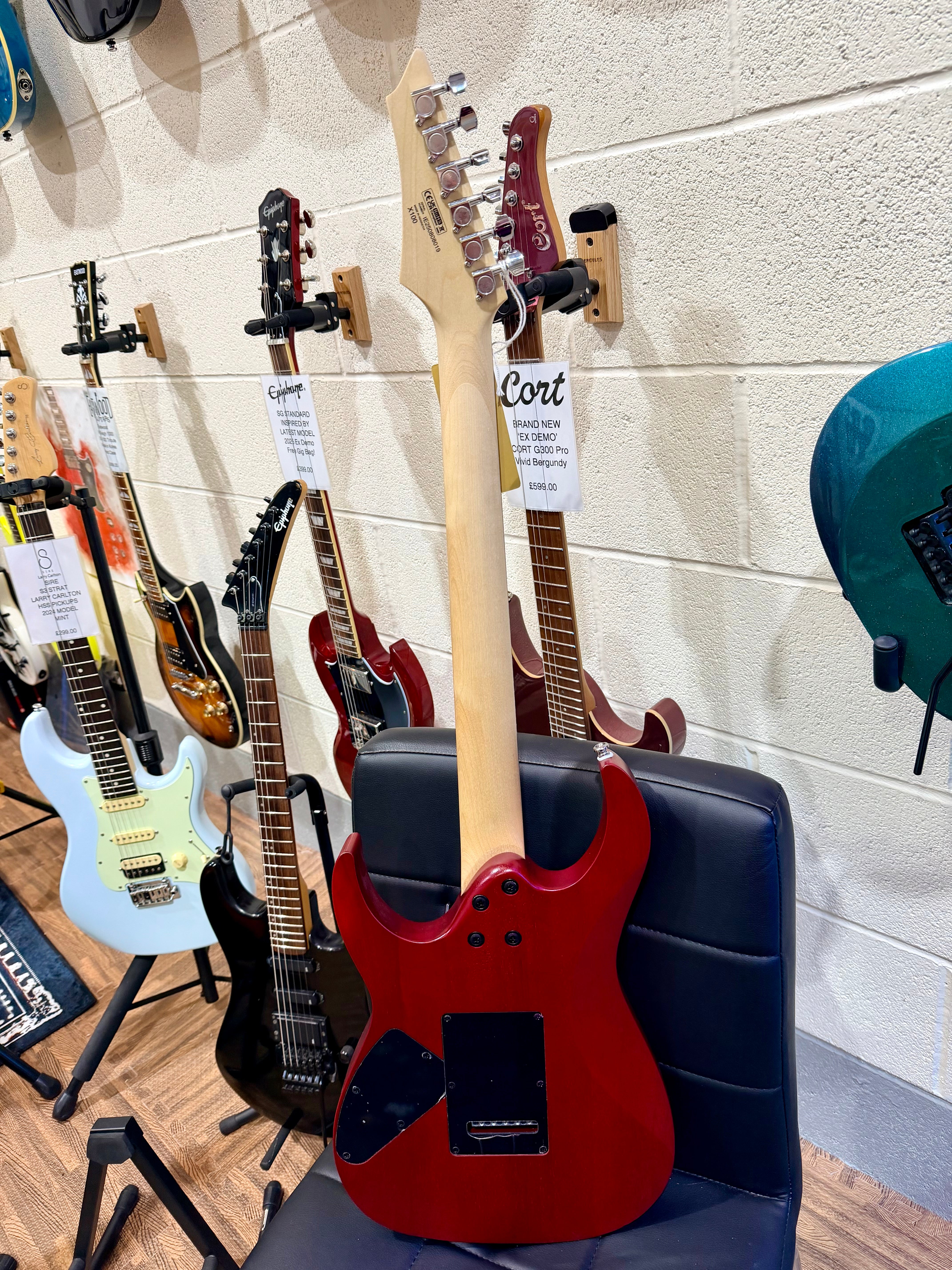 🎸NEW🎸 Cort X100 Electric Guitar~ Open Pore Black/Red Cherry~ 2025 Model!